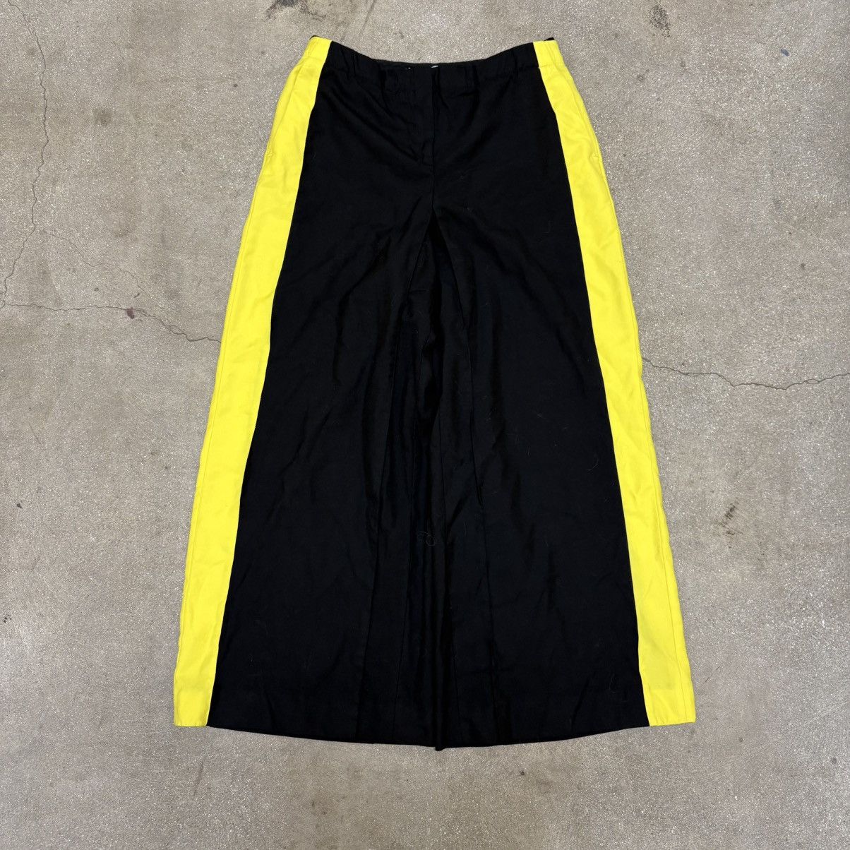 Loewe Leoww black and yellow stripe pants Size US 32 / EU 48 - 1 Thumbnail