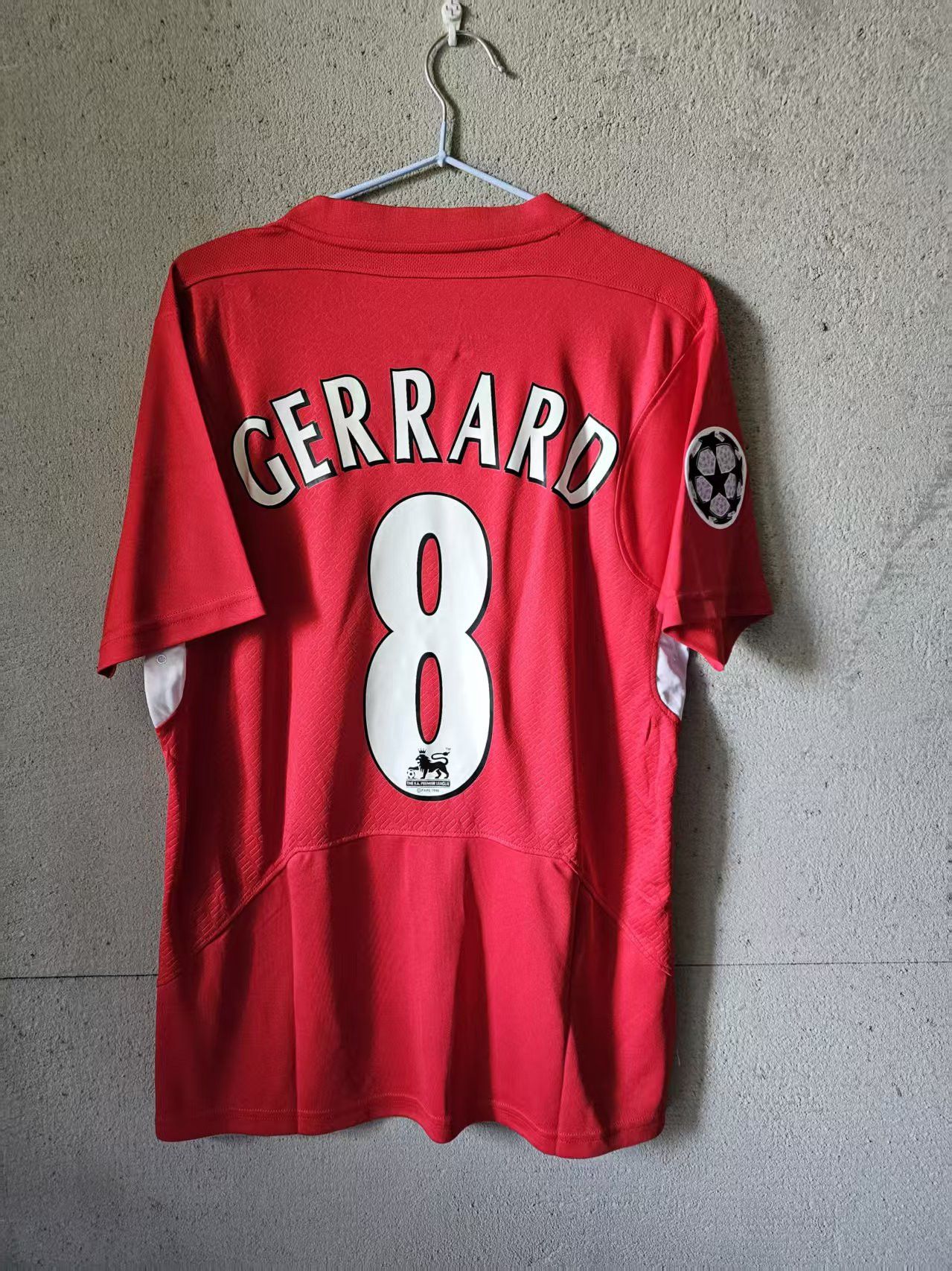 Other 2005 Liverpool #8 Steven Gerrard Jersey Size US S / EU 44-46 / 1 - 1 Thumbnail