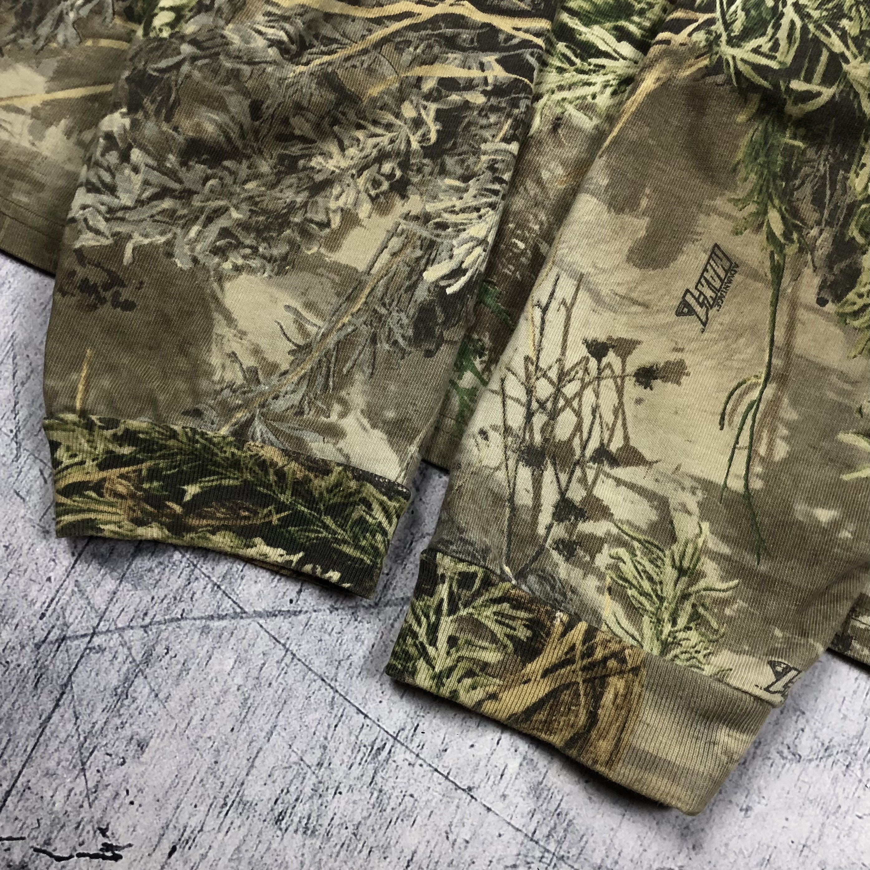 Realtree Realtree Jungle Forest Wood Needles Long Sleeve Tee Size US L / EU 52-54 / 3 - 7 Thumbnail