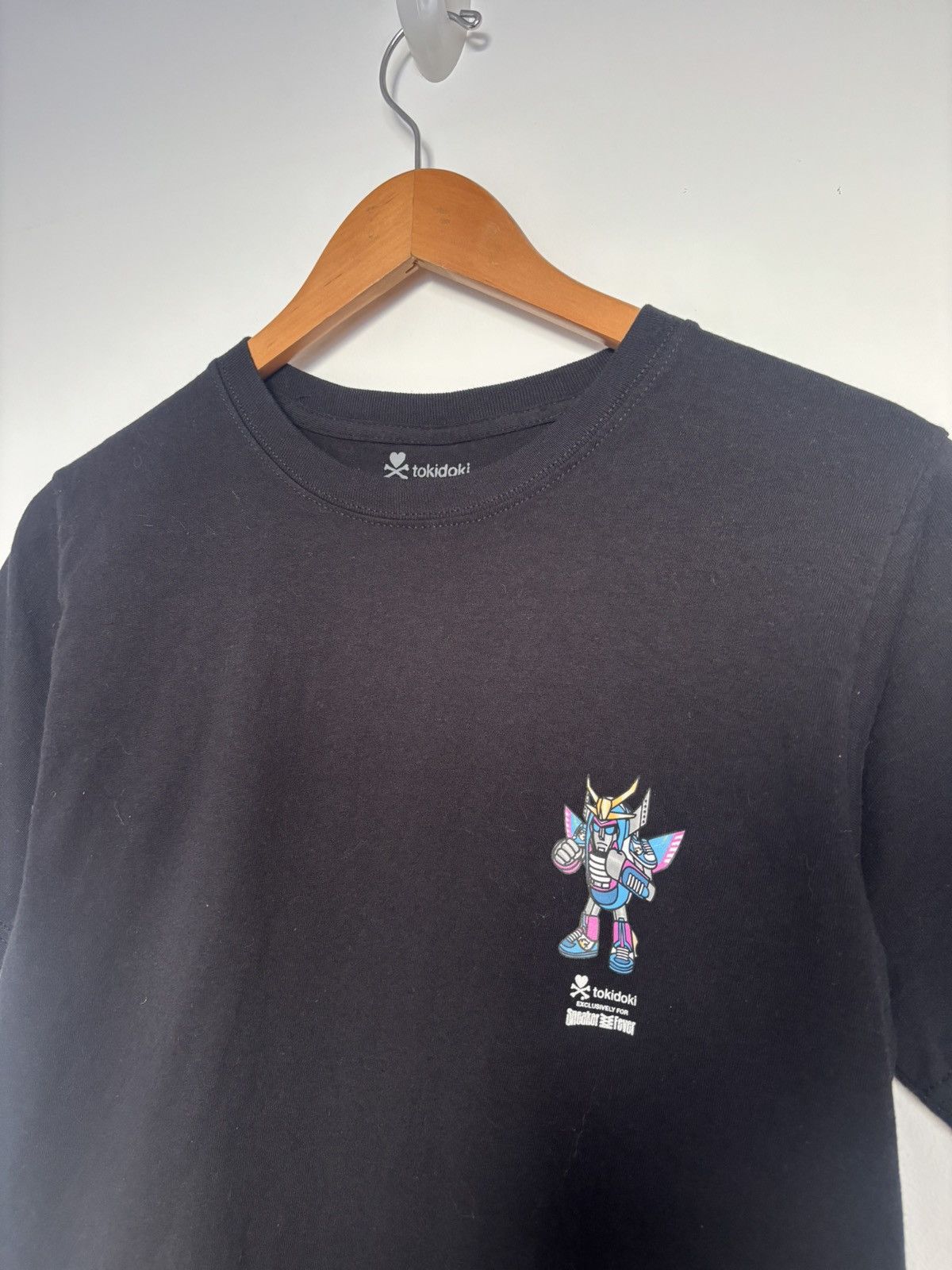 tokidoki Tokidoki x SneakerFever Gundam Robot Tee Black S Archive Size US S / EU 44-46 / 1 - 5 Thumbnail