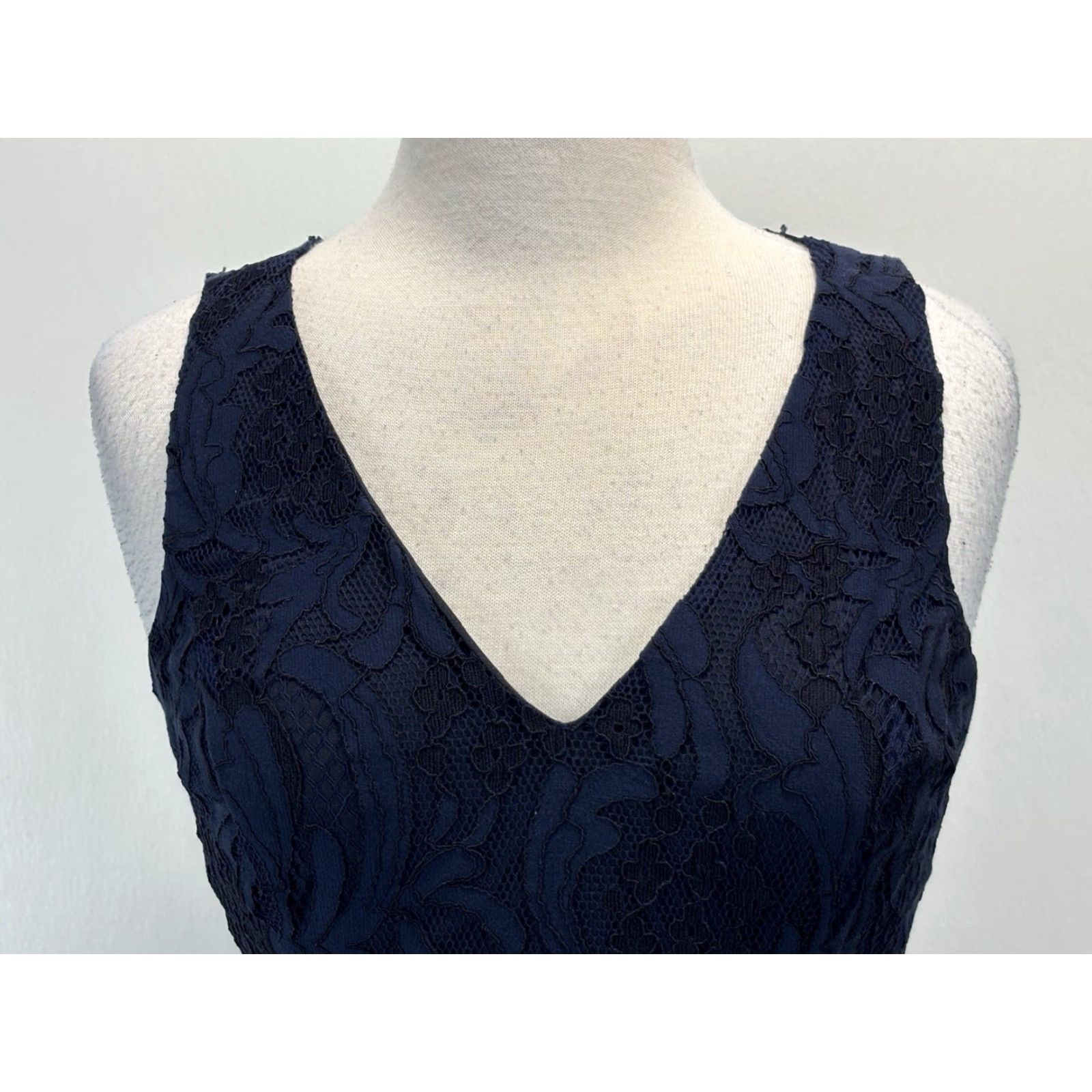 Ralph Lauren Lauren Ralph Lauren Long Dress Gown Sz 4 Navy Lace Overlay Peplum Waist Formal Maxi Womens Size S / US 4 / IT 40 - 5 Thumbnail