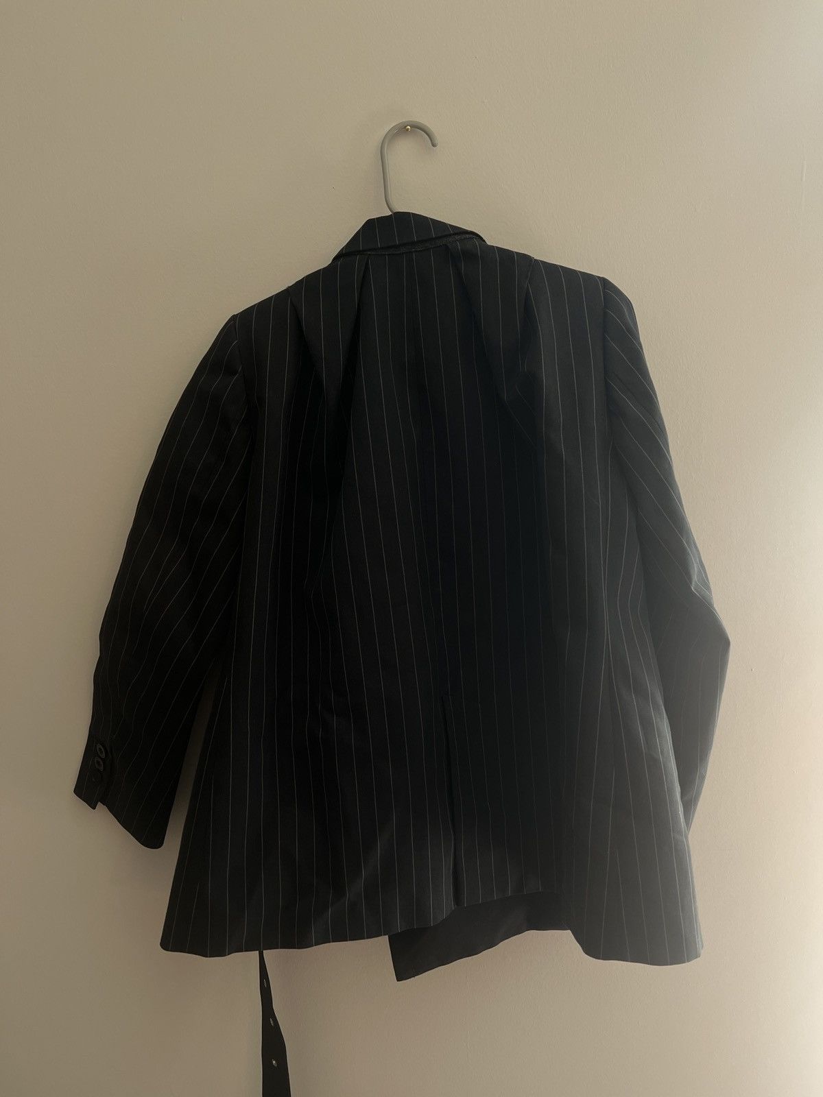 Sacai Sacai Navy Chalk Stripe Jacket — FW2023 | Size 1 Size XS / US 0-2 / IT 36-38 - 3 Thumbnail