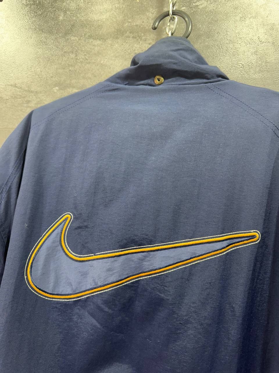 Vintage Vintage Nike Down Puffer Jacket Centr Big Logo Swoosh Drill Size US L / EU 52-54 / 3 - 10 Thumbnail