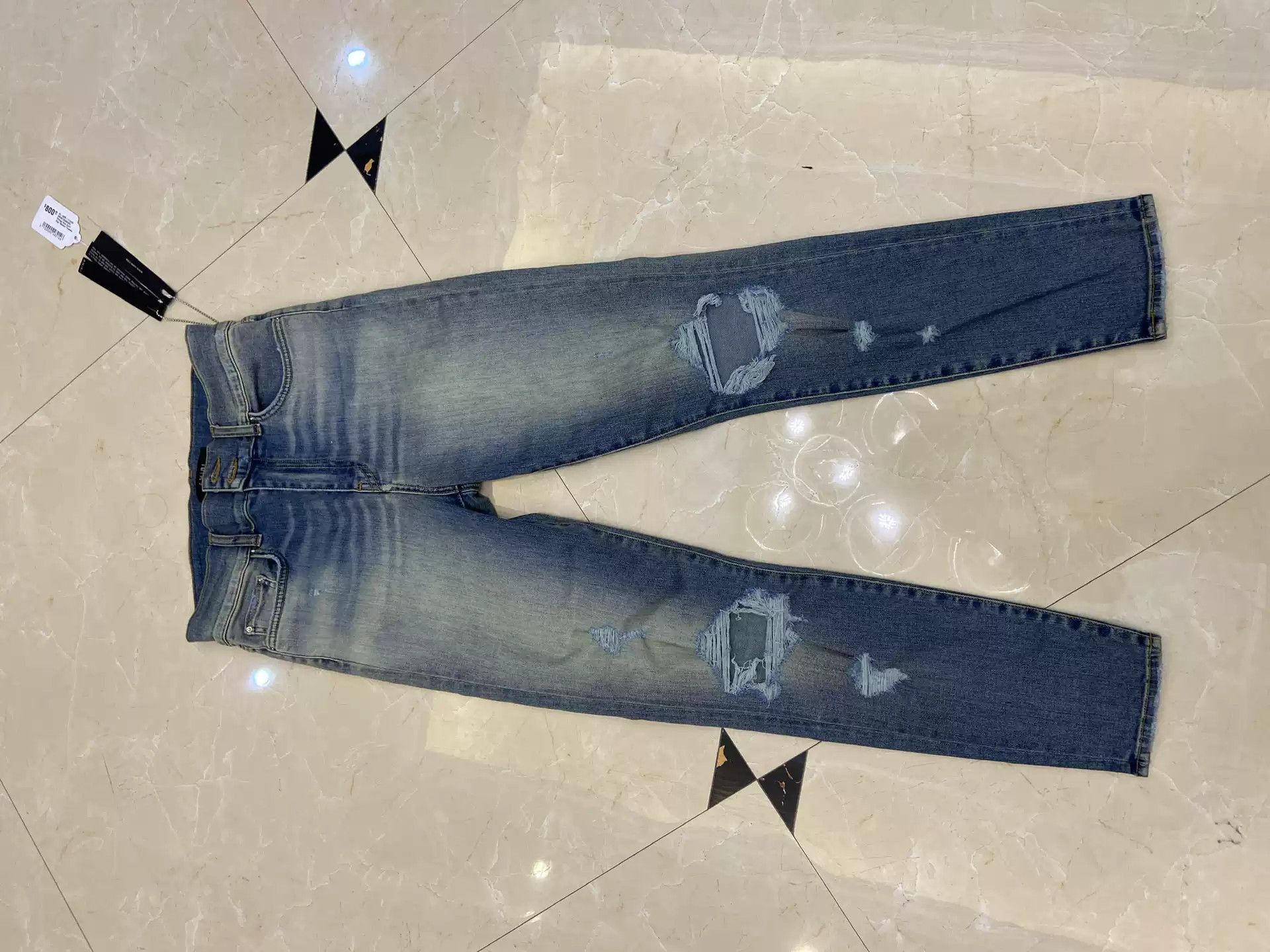 Amiri AMIRI DMGD Denim Jeans-2506 Size 30" / US 8 / IT 44 - 1 Thumbnail