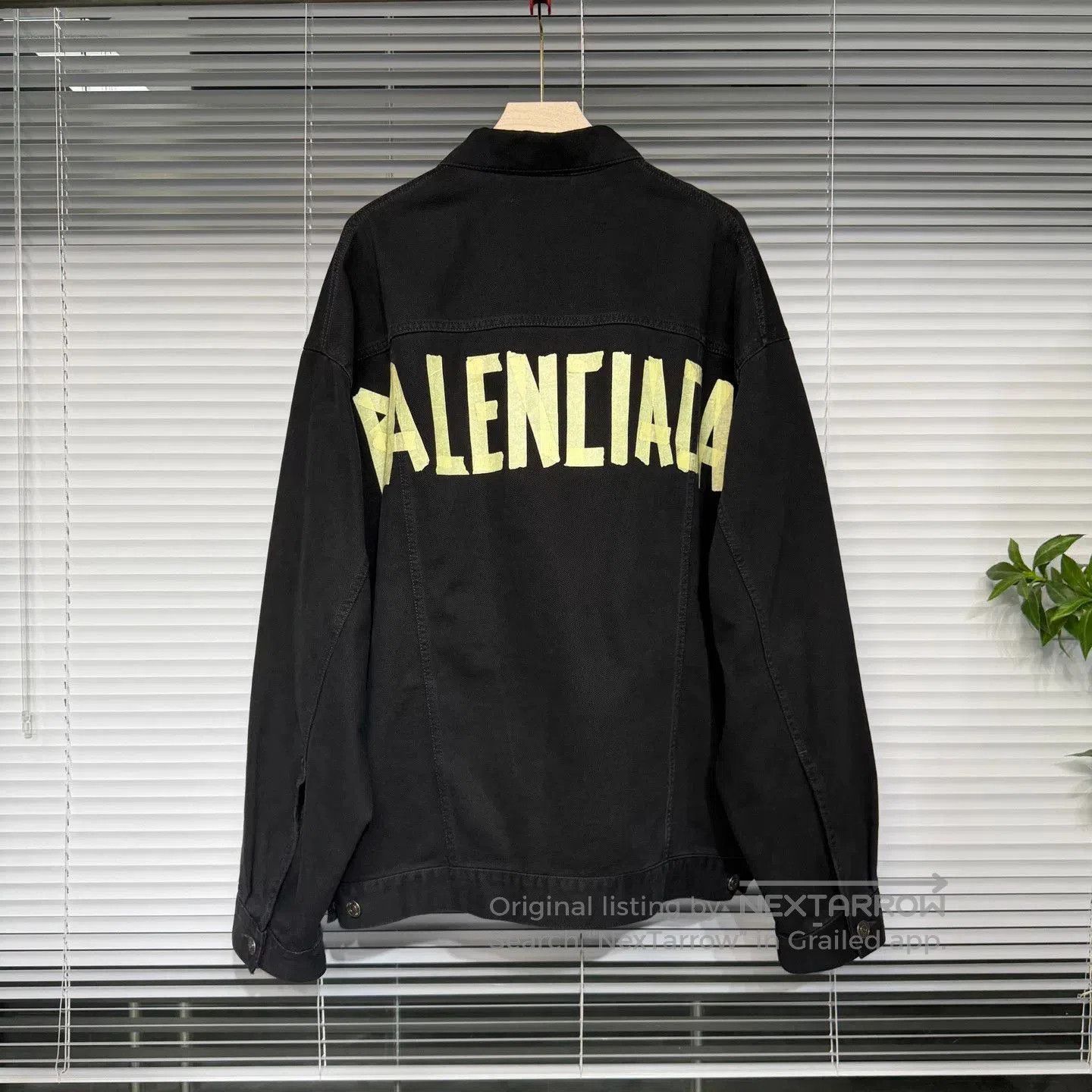 Balenciaga black balenciaga denim jacket with logo. Size US M / EU 48-50 / 2 - 1 Thumbnail