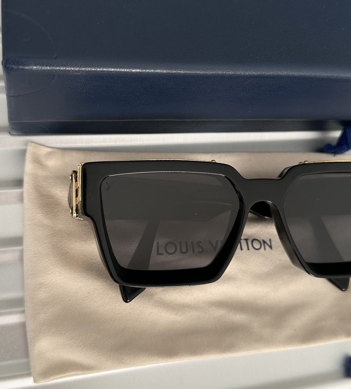 Louis Vuitton Louis Vuitton 1.1 Millionaire Sunglasses Size ONE SIZE - 3 Thumbnail