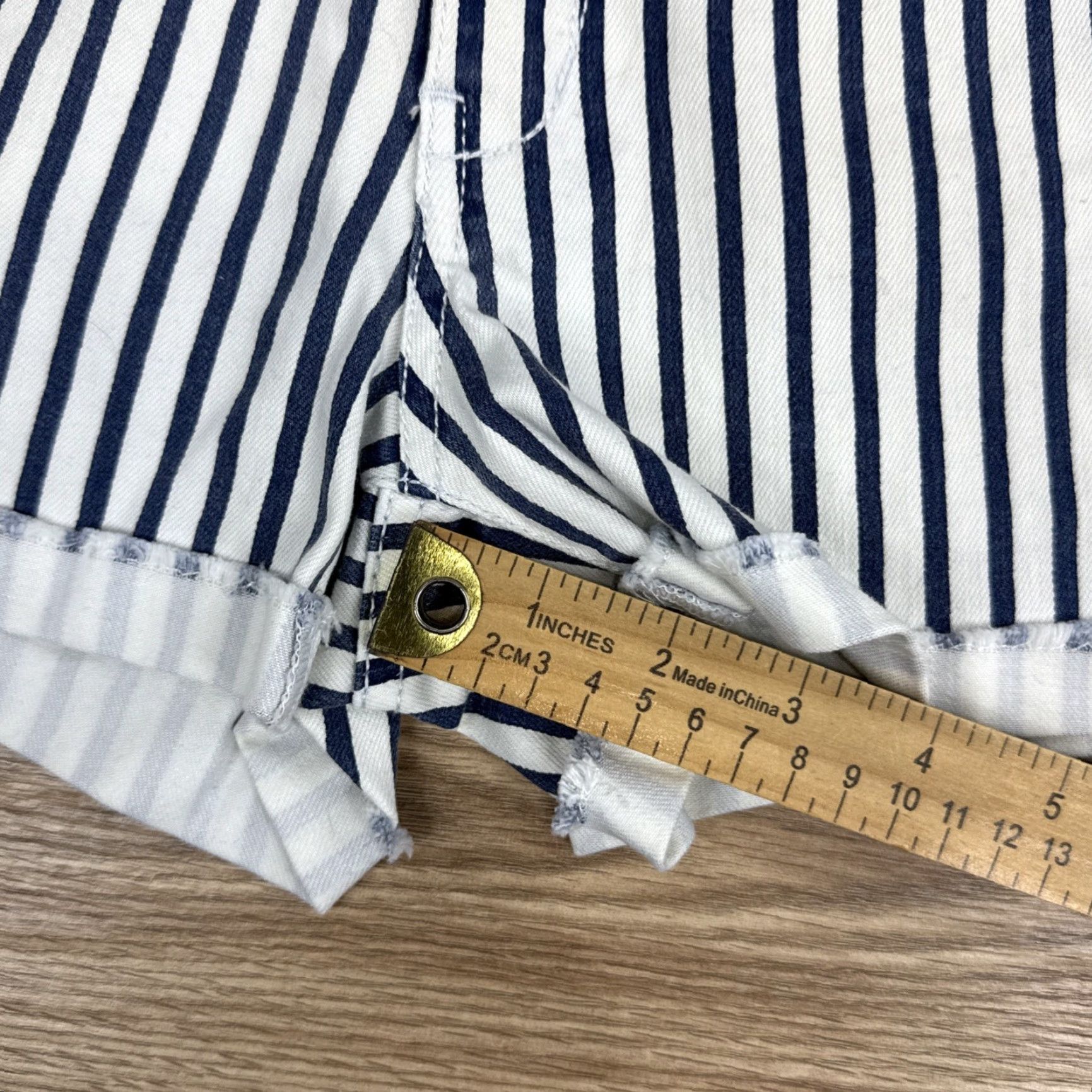 Vintage Aeropostale Shorts Striped Blue/White Shorty Low Rise Size 5/6 NEW Size 27" / US 4 / IT 40 - 6 Thumbnail