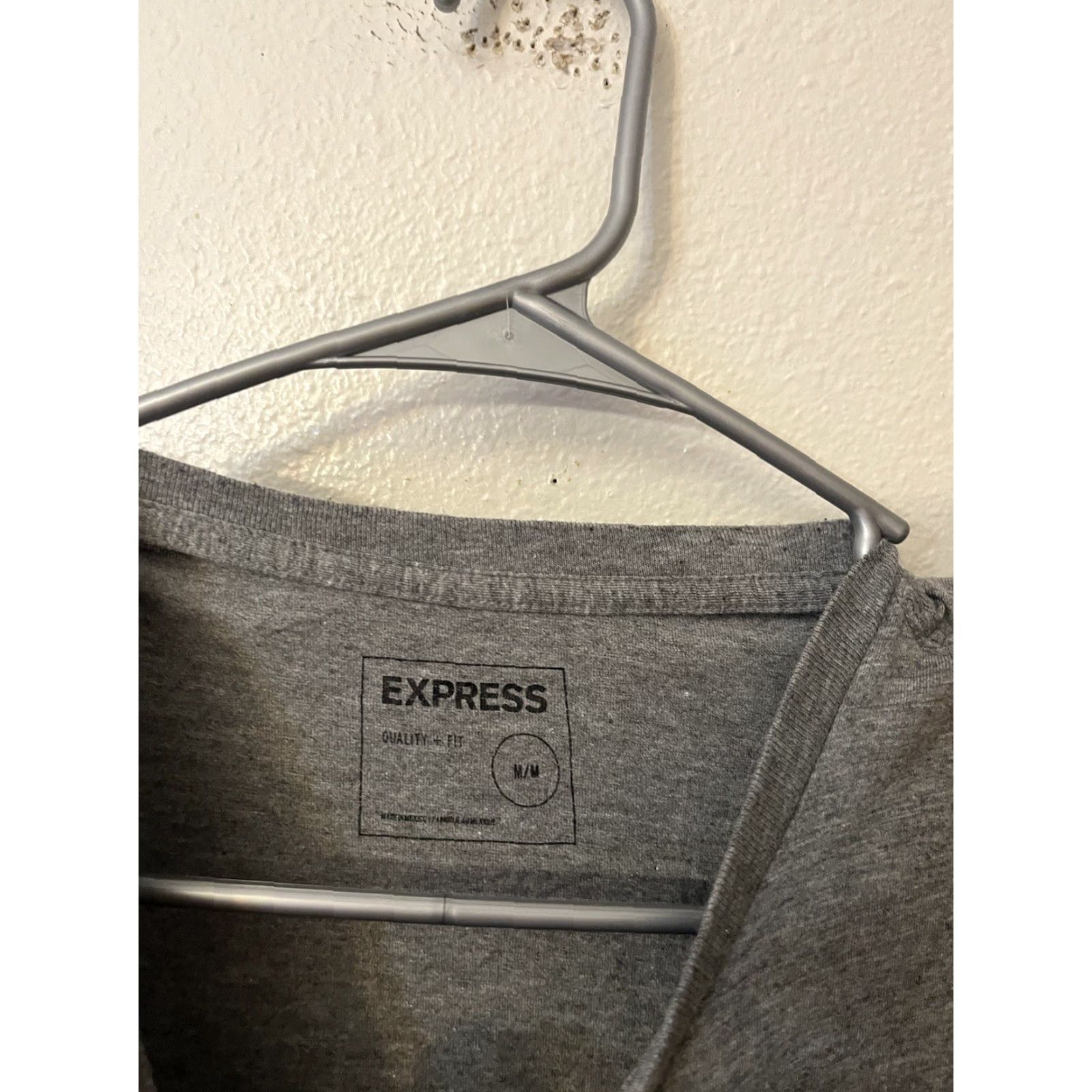 Express Express Shirt Men's Medium Gray Stripe Short Sleeve Stretch Crew Neck T-Shirt Size US M / EU 48-50 / 2 - 3 Thumbnail