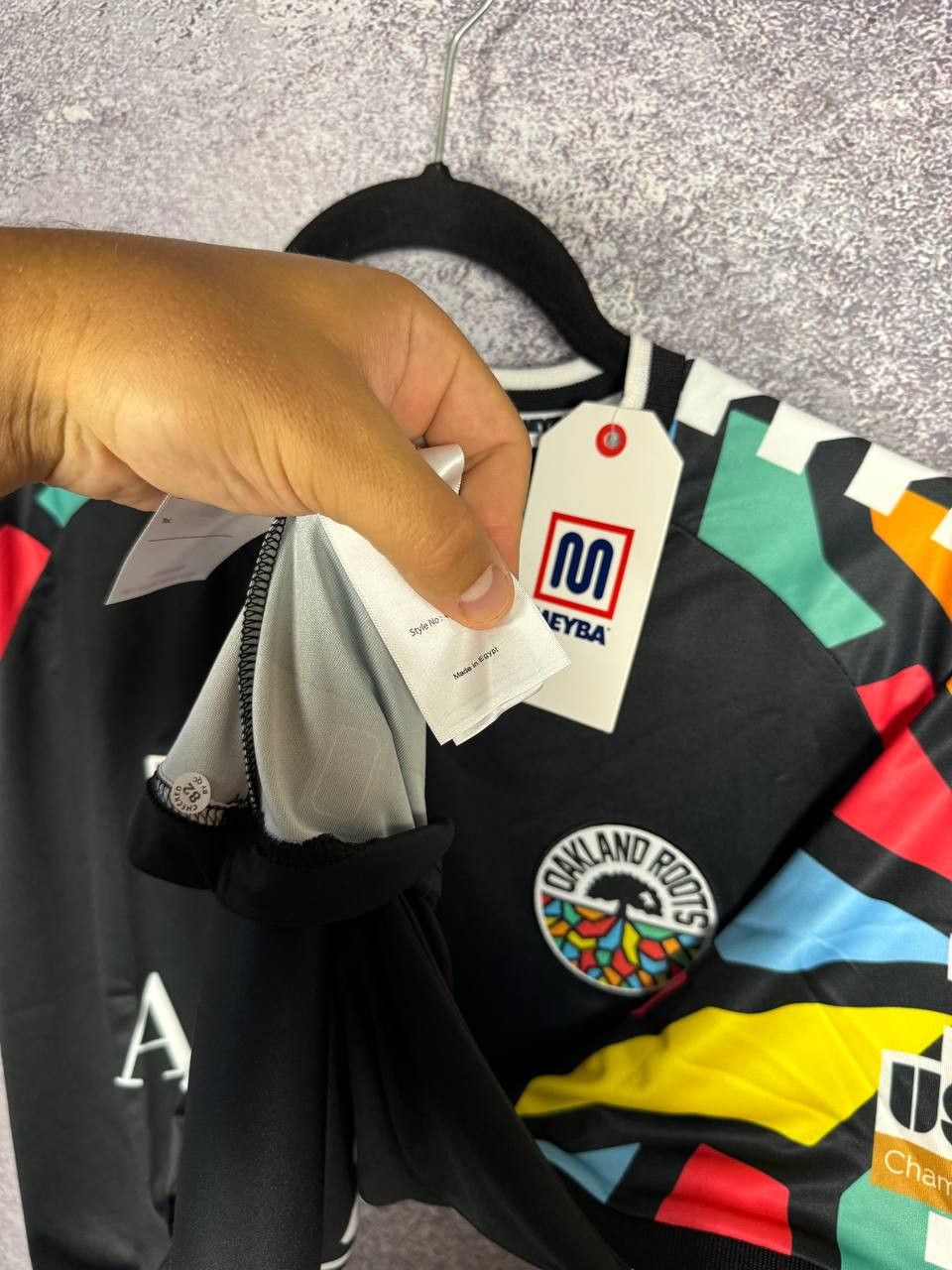 Other NWT OAKLAND ROOTS 2023 MEYBA SOCCER JERSEY Size US M / EU 48-50 / 2 - 11 Thumbnail