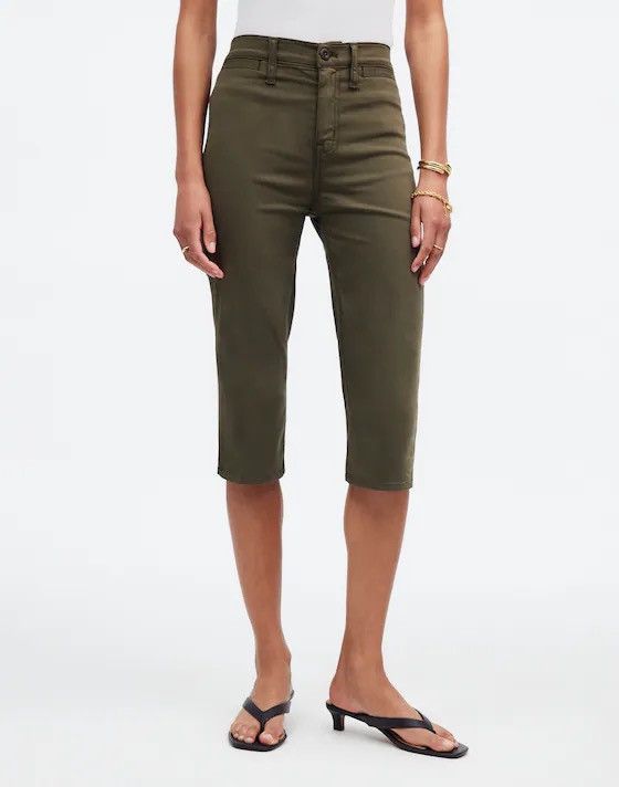 Madewell Madewell The '90s Capri Pant in Garment-Dyed Sateen Size 25" / US 0 / IT 36 - 1 Thumbnail
