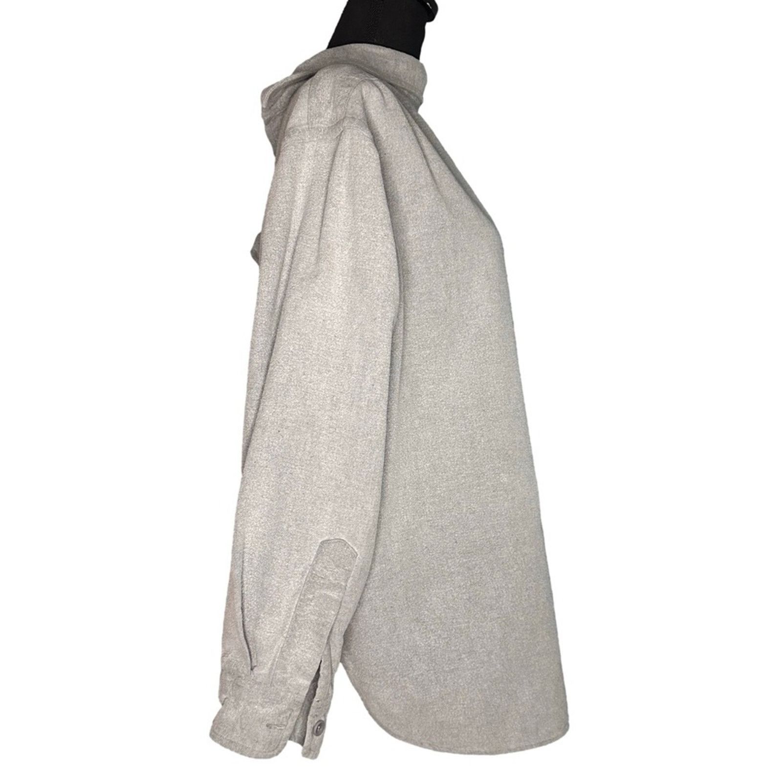 L.L. Bean Vintage L.L. Bean Light Grey Chamois Cloth Shirt – Men’s Size US L / EU 52-54 / 3 - 2 Thumbnail