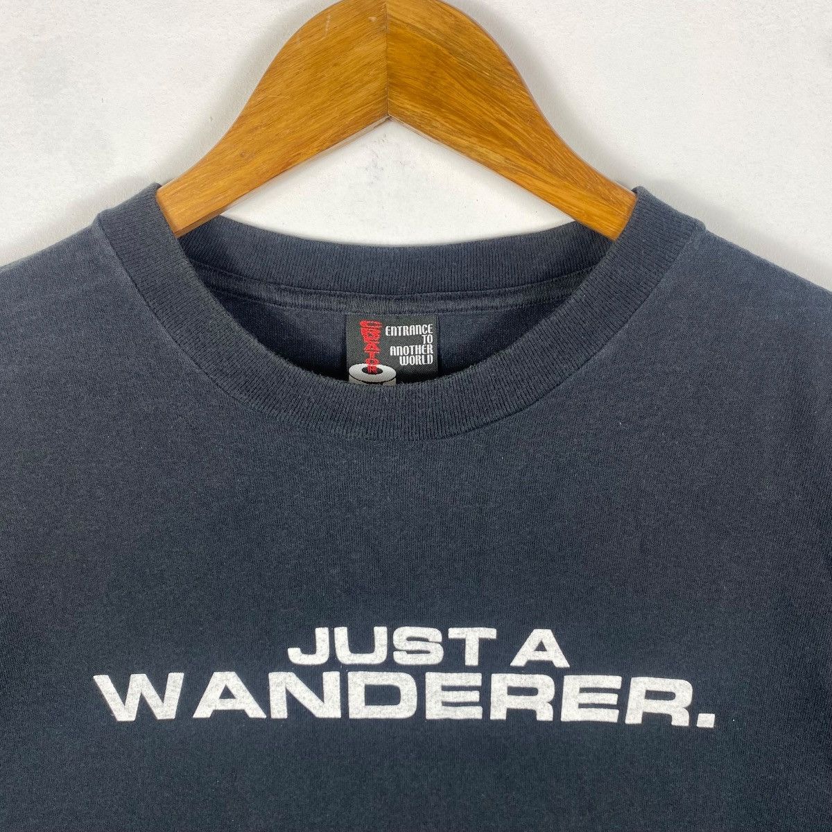 Vintage Vintage 00s ON BOARD Clothing Just A Wanderer Graphic Tee Size US L / EU 52-54 / 3 - 2 Thumbnail