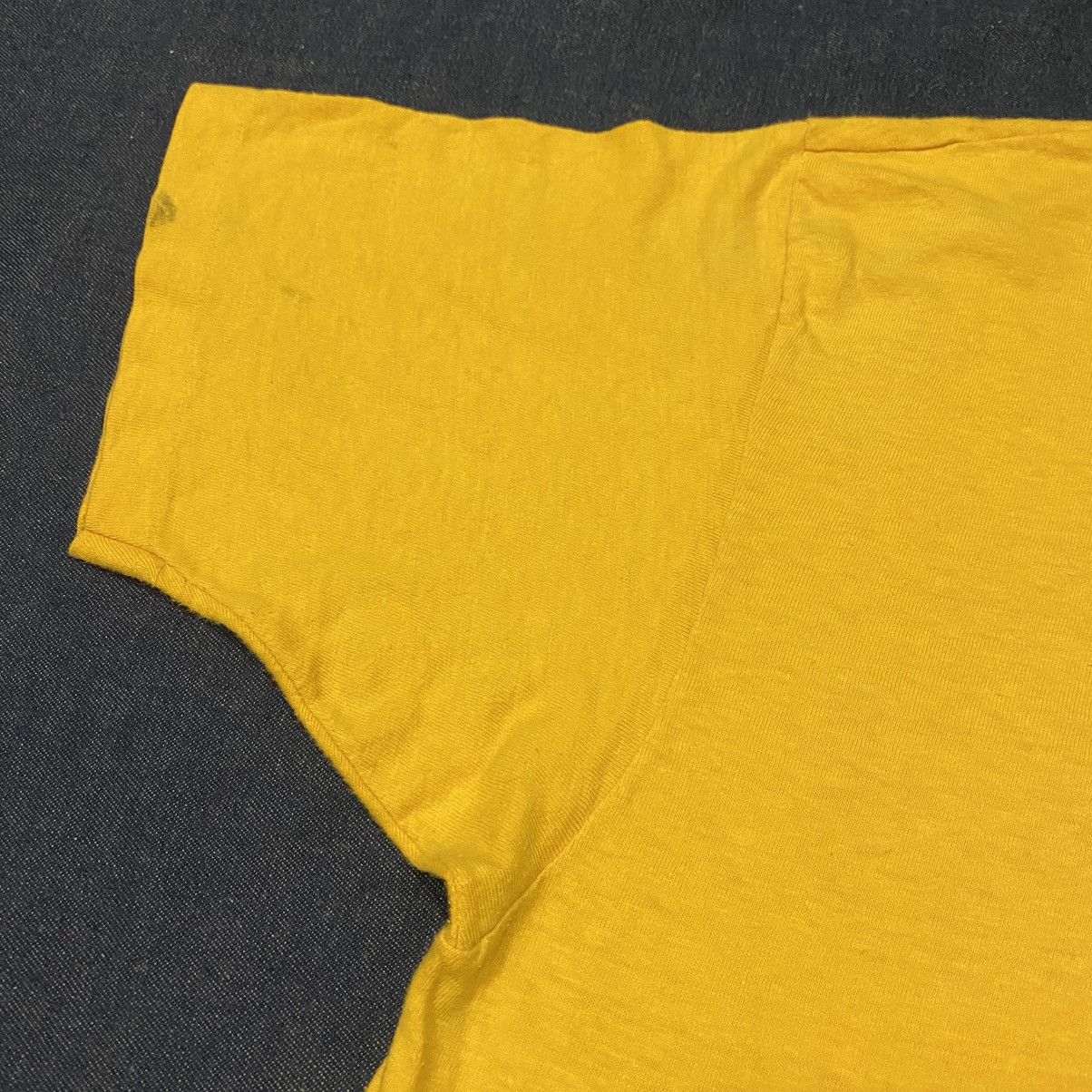 Hanes VTG 70S HANES POCKET TEE Size US XL / EU 56 / 4 - 8 Thumbnail