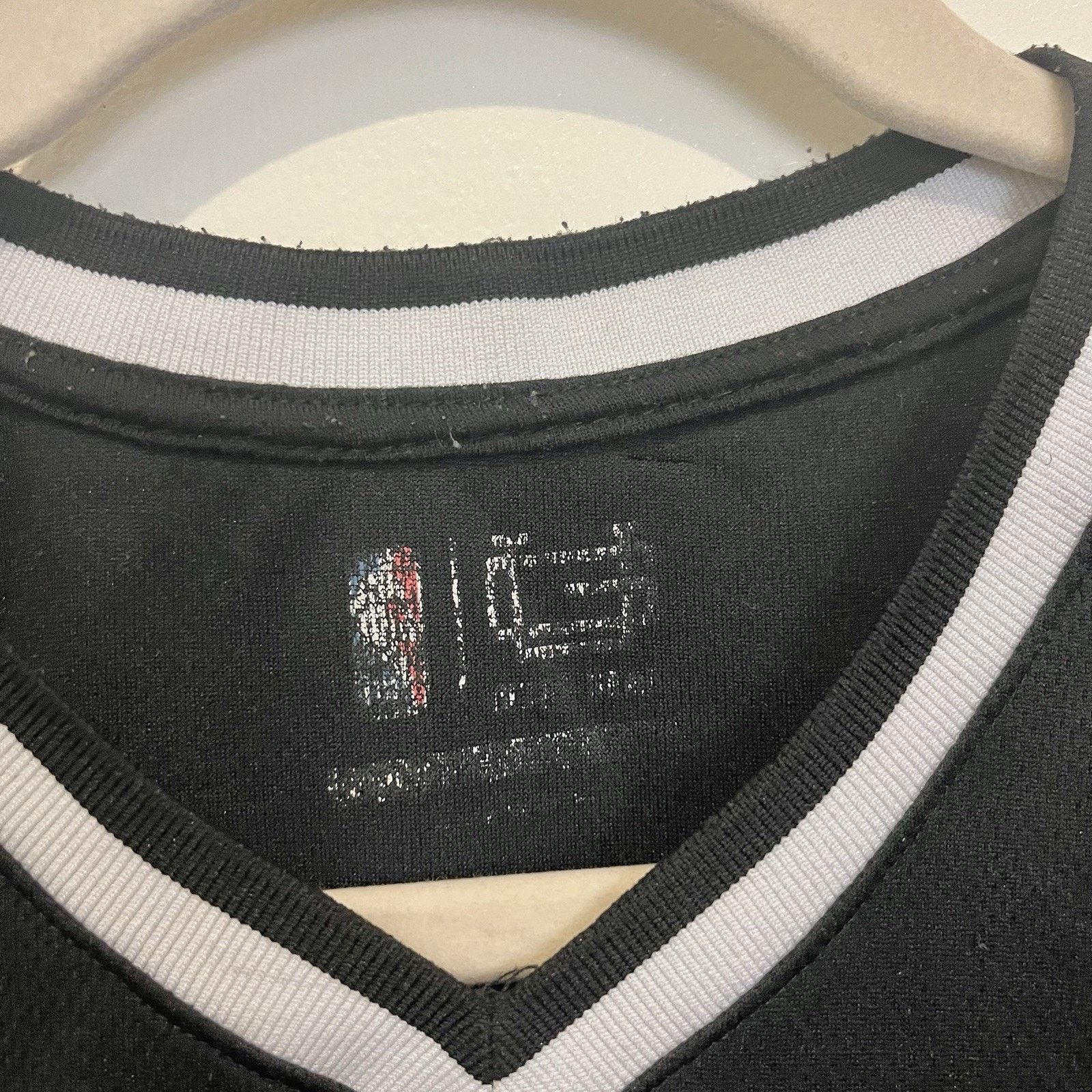 NBA NBA Ultra Game Chicago Bulls Shooting Shirt WarmUp Sz M Size US M / EU 48-50 / 2 - 5 Thumbnail