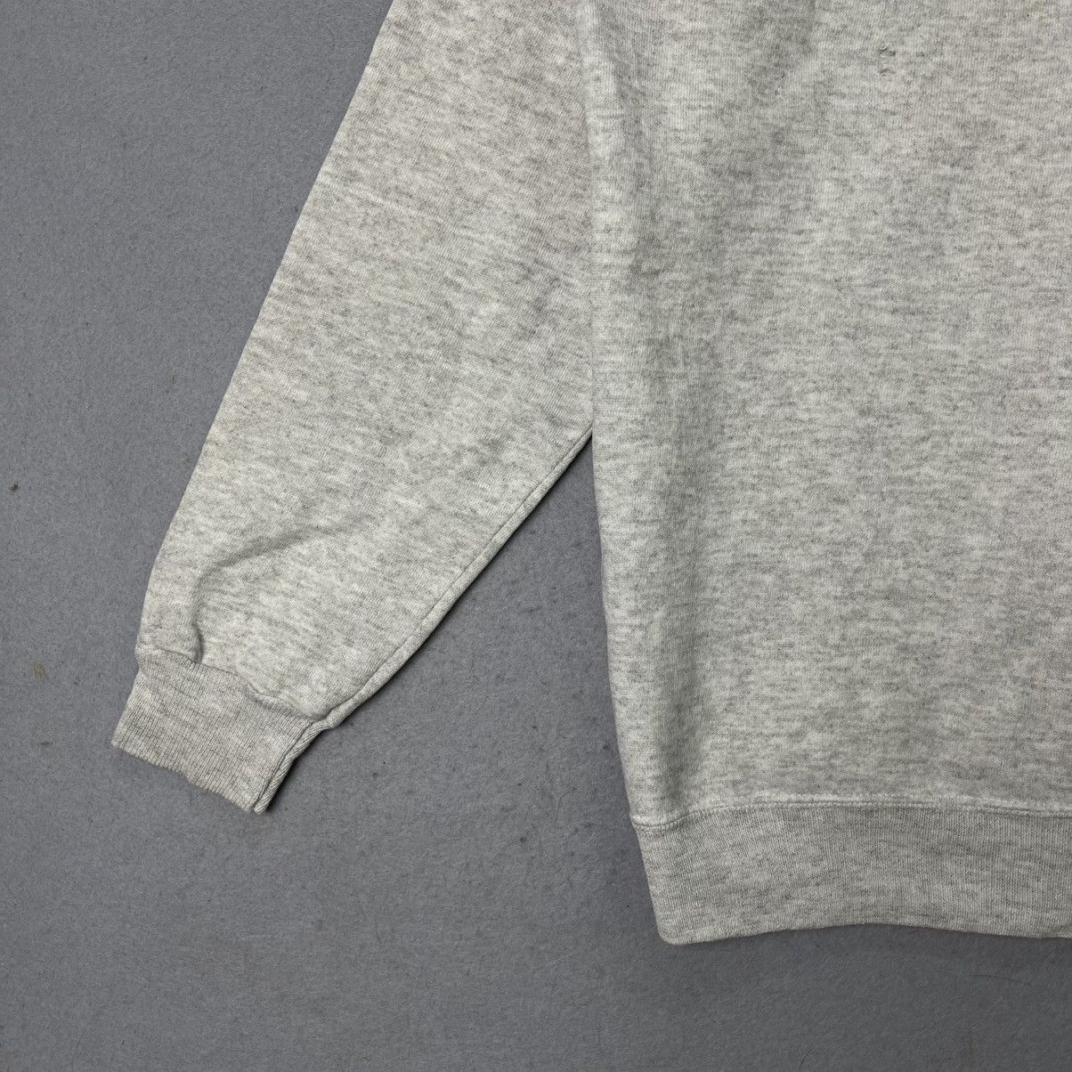 Hanes Champion Embroidered Logo Crewneck Sweatshirt – Grey (Size M Size US M / EU 48-50 / 2 - 5 Thumbnail
