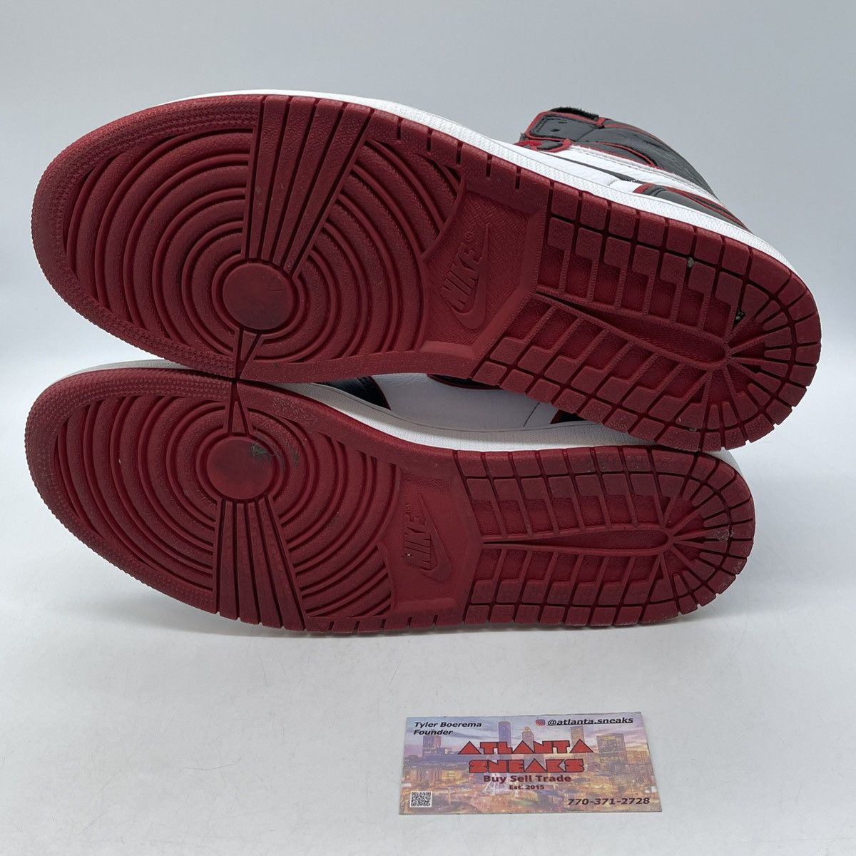 Jordan Brand Air Jordan 1 high bloodline Size US 10 / EU 43 - 7 Thumbnail