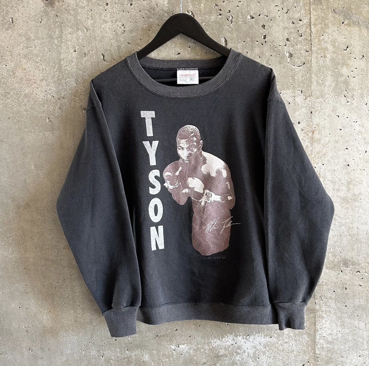 Vintage 90’s MIKE TYSON Holyfield Crewneck Sweatshirt Size US M / EU 48-50 / 2 - 2 Thumbnail