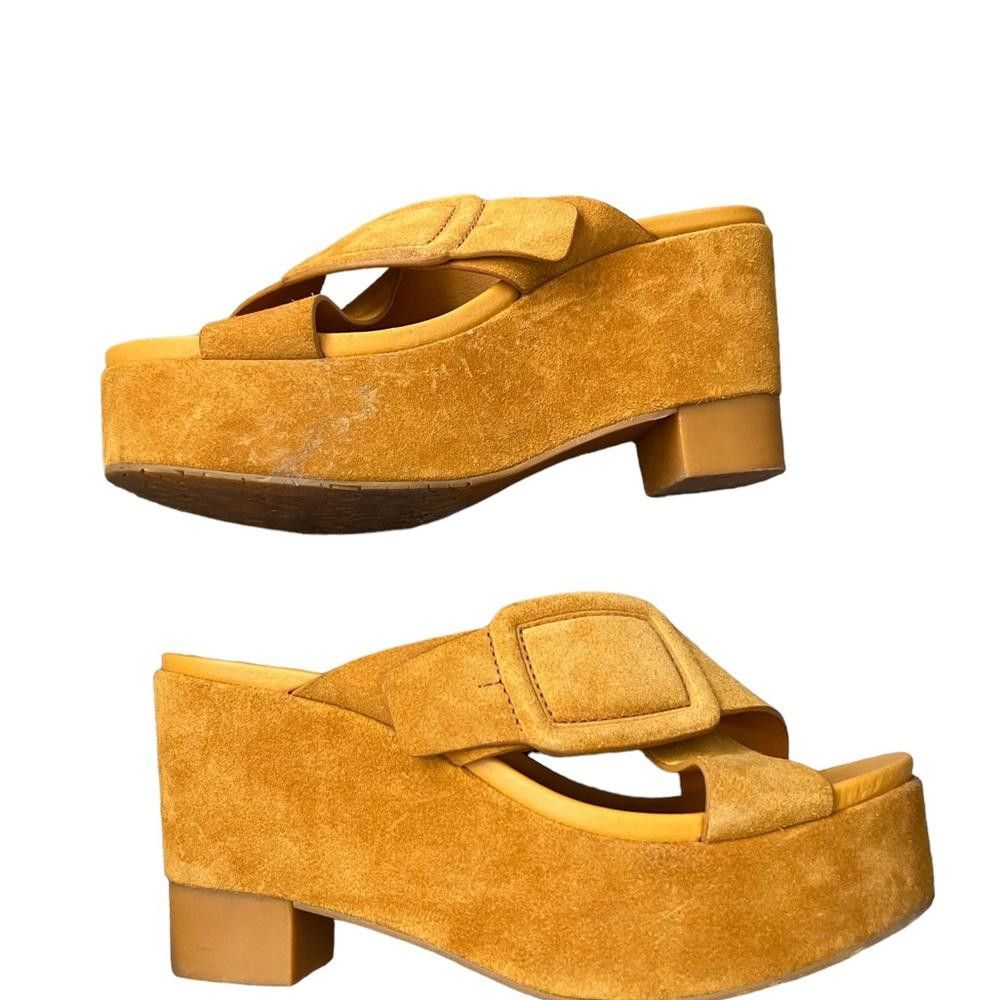 Pedro Garcia Pedro Garcia Suede Donata Wedge Sandal in Tumeric Size 9.5 Size US 9.5 / IT 39.5 - 4 Thumbnail