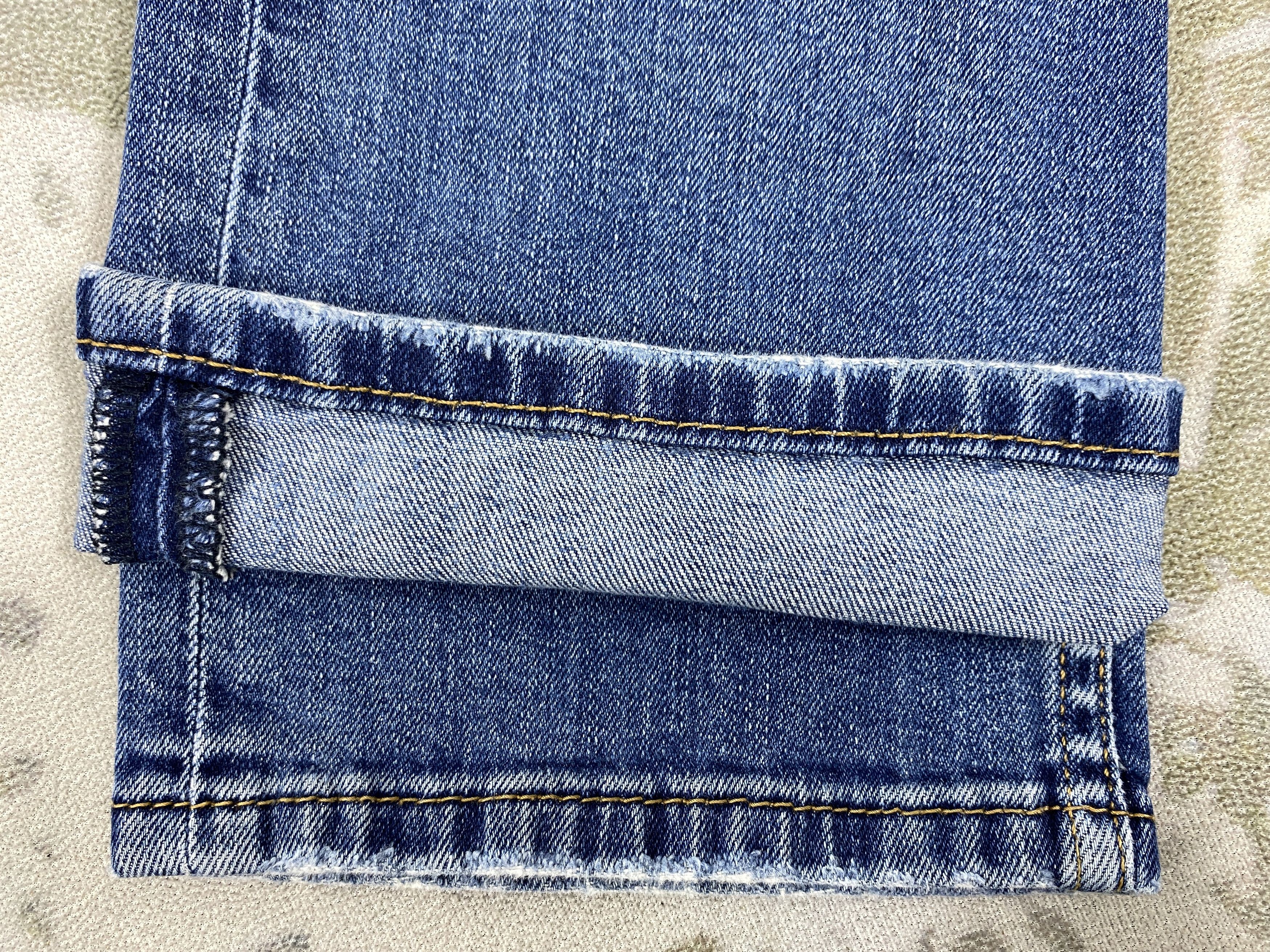 Distressed Blue Levi's 513 Jeans 32x29.5 Denim -SJ123