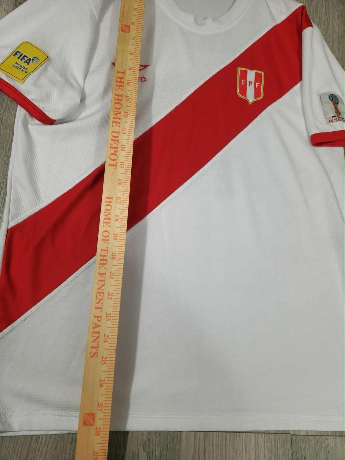 Other Peru National Team Umbro FIFA World Cup 2018 Farfan #10 #5 Size ONE SIZE - 4 Thumbnail