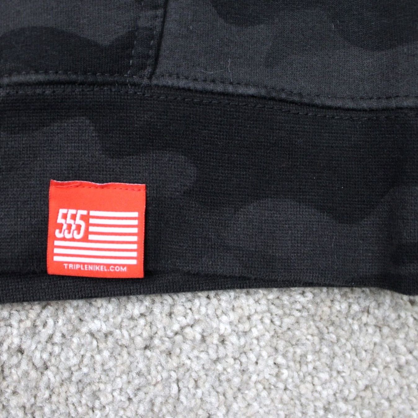 Vintage Triple 5 Hoodie Mens Large Black Camouflage Hooded Sweatshirt Nike? Size US L / EU 52-54 / 3 - 5 Thumbnail