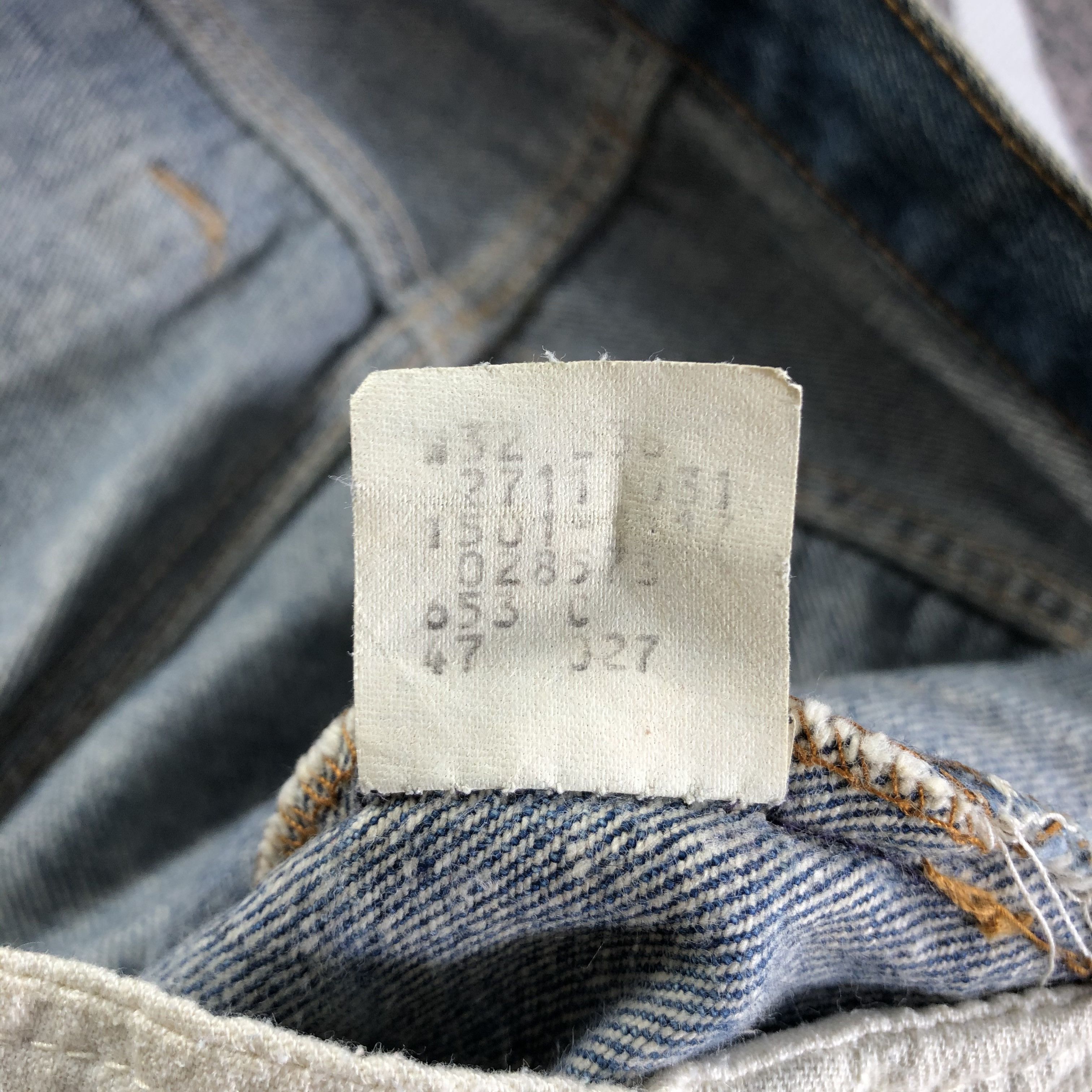 Levi's Vintage 80s Levis 501 Jeans Dirty Blue Denim KJ2901 Size US 31 - 11 Thumbnail