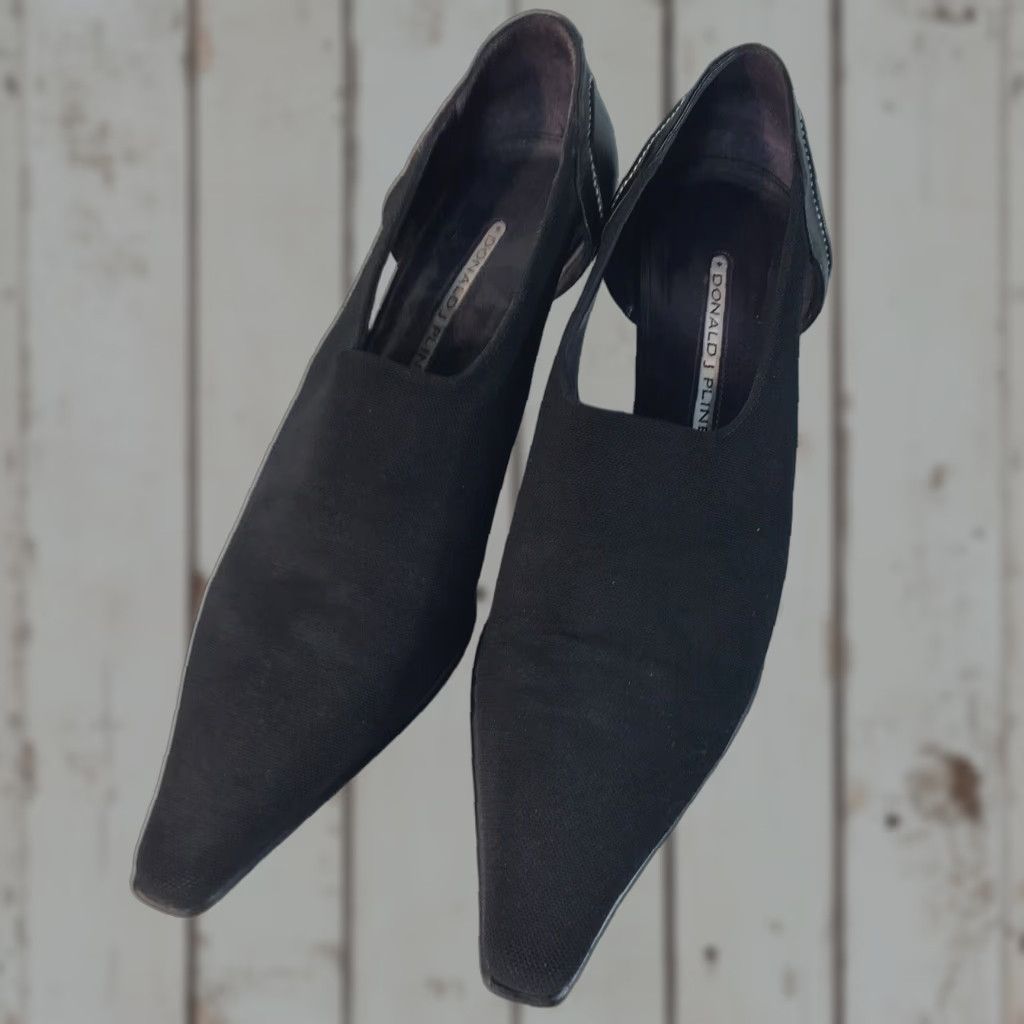 Donald Pliner Donald J Pliner Black Kitten Heels Womens Size 8M 2.5in Pointed Toe Pump Size US 8 / IT 38 - 1 Thumbnail