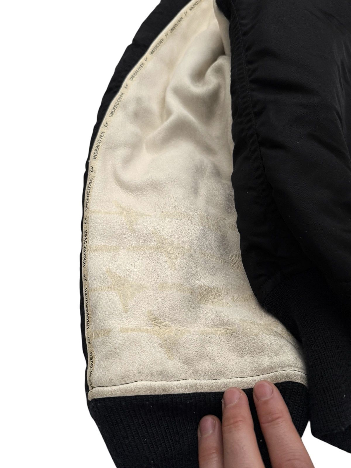Undercover 2004 GRAIL OG 1st Fragment Deerskin Patch Bomber Size US M / EU 48-50 / 2 - 7 Thumbnail