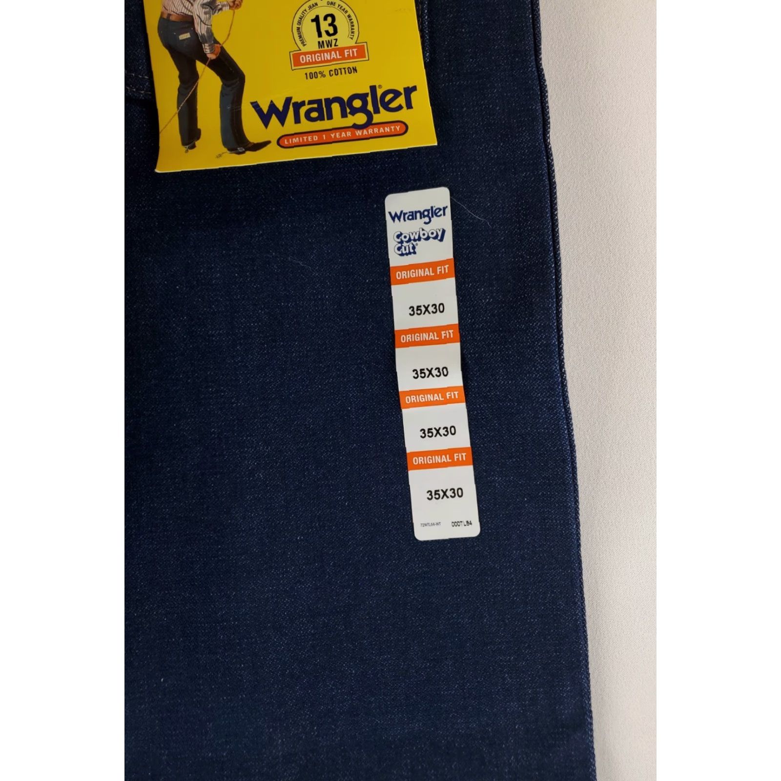 Wrangler VINTAGE Wrangler 13MWZ Jeans Mens Straight 37x30 Blue NWT 90s VTG 35x30 Actual Size US 37 - 4 Thumbnail