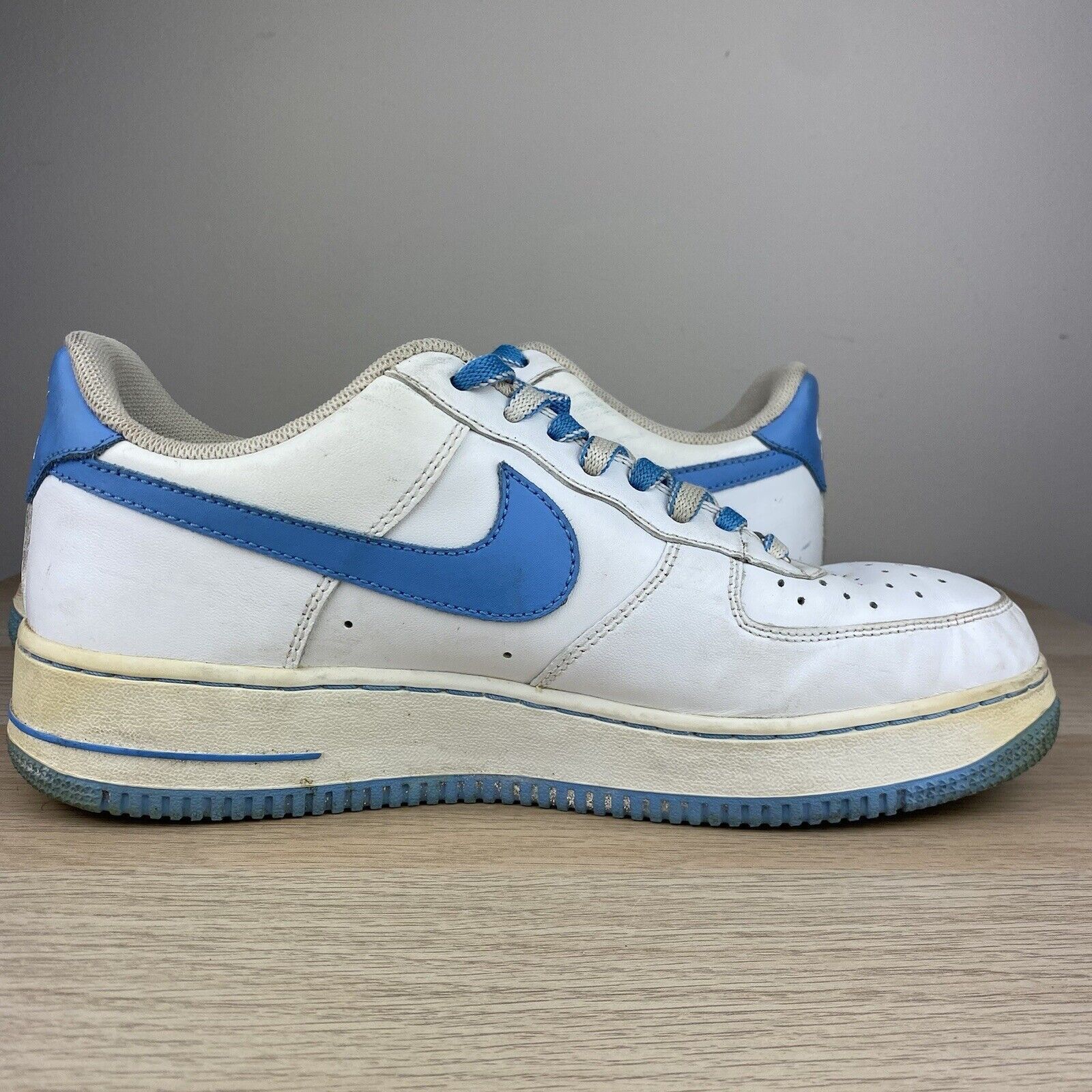 Nike Nike Air Force 1 University Blue Sneakers Size 9 Used Worn Size US 9 / EU 42 - 8 Thumbnail