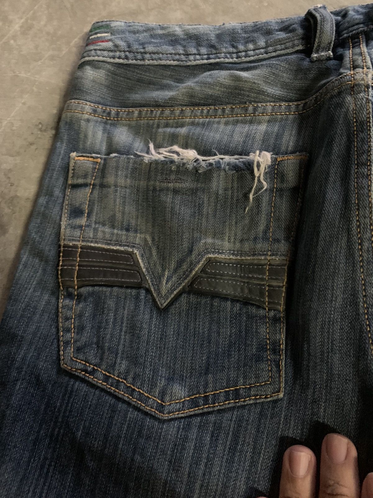 Designer × Diesel vintage diesel flare distressed rusty fade washed Size US 32 / EU 48 - 18 Thumbnail