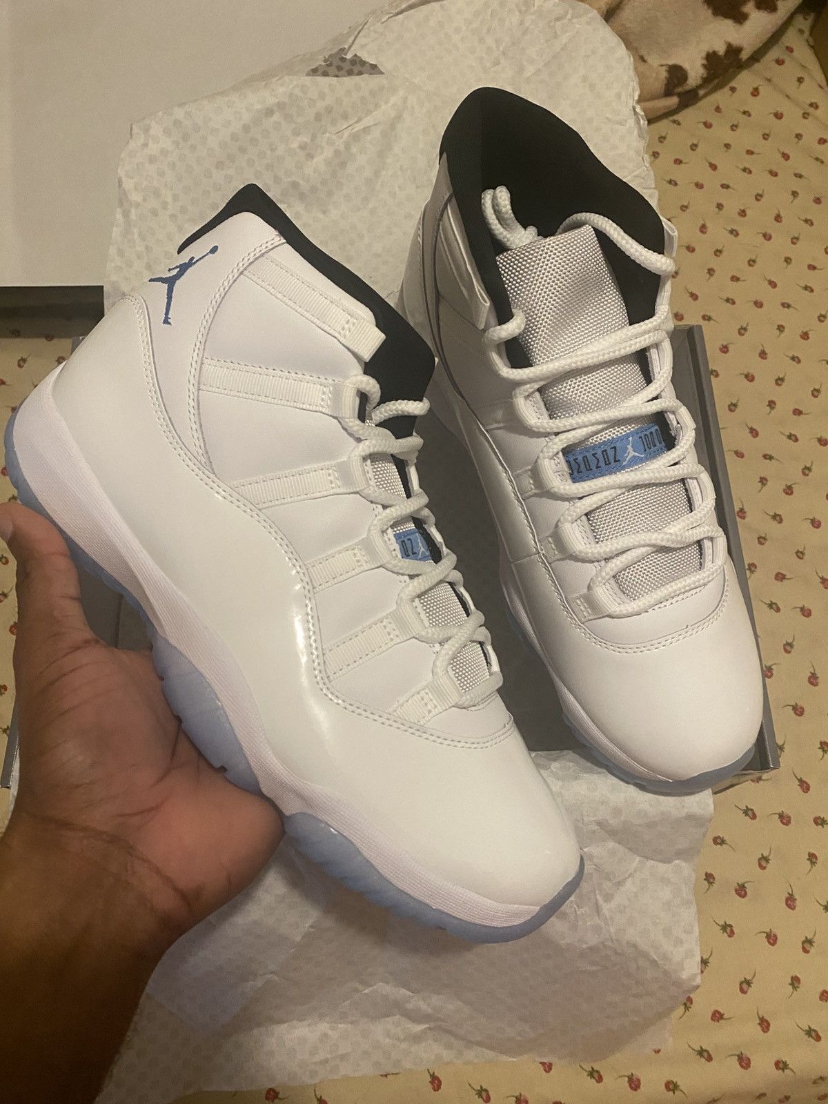 Jordan Brand × Nike Air Jordan Retro 11 Legend Blue Size US 10.5 / EU 43-44 - 1 Thumbnail