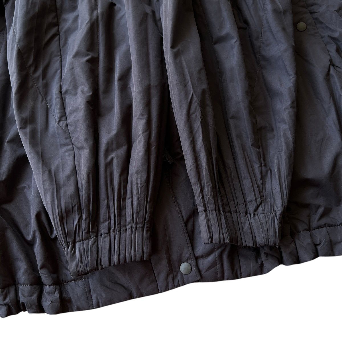 Pleats Please Issey Miyake 🔥 Pleats Please Issey Miyake Zipper Pleats Coat Jacket Size US L / EU 52-54 / 3 - 9 Thumbnail