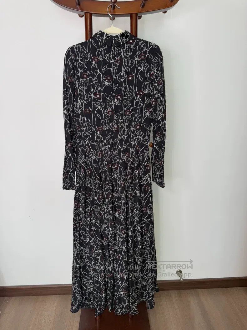 Valentino Valentino dress Size M / US 6-8 / IT 42-44 - 6 Thumbnail