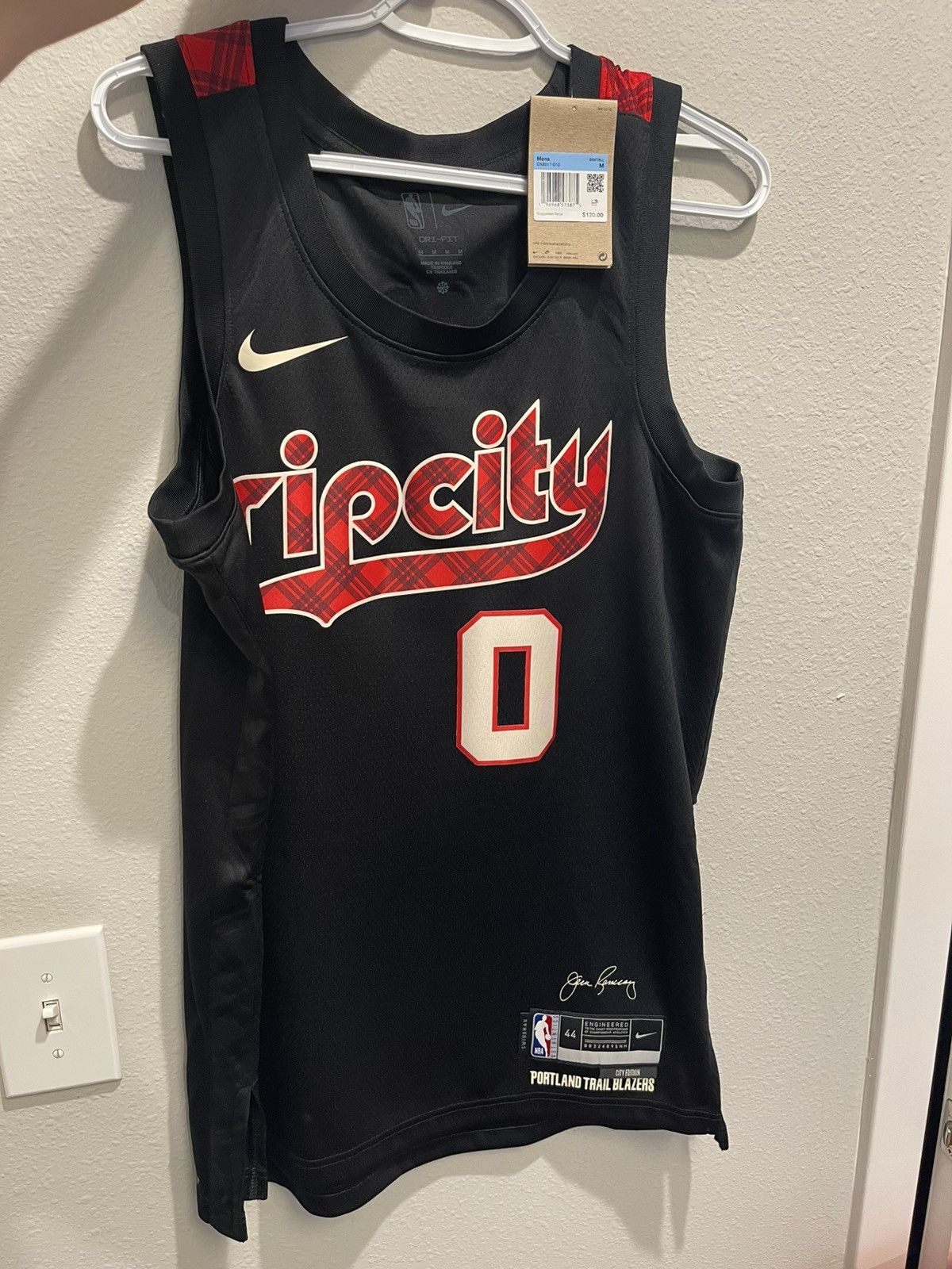 NBA × Nike Nike Portland Trail Blazers City Edition Jersey 2021 Size US M / EU 48-50 / 2 - 1 Thumbnail