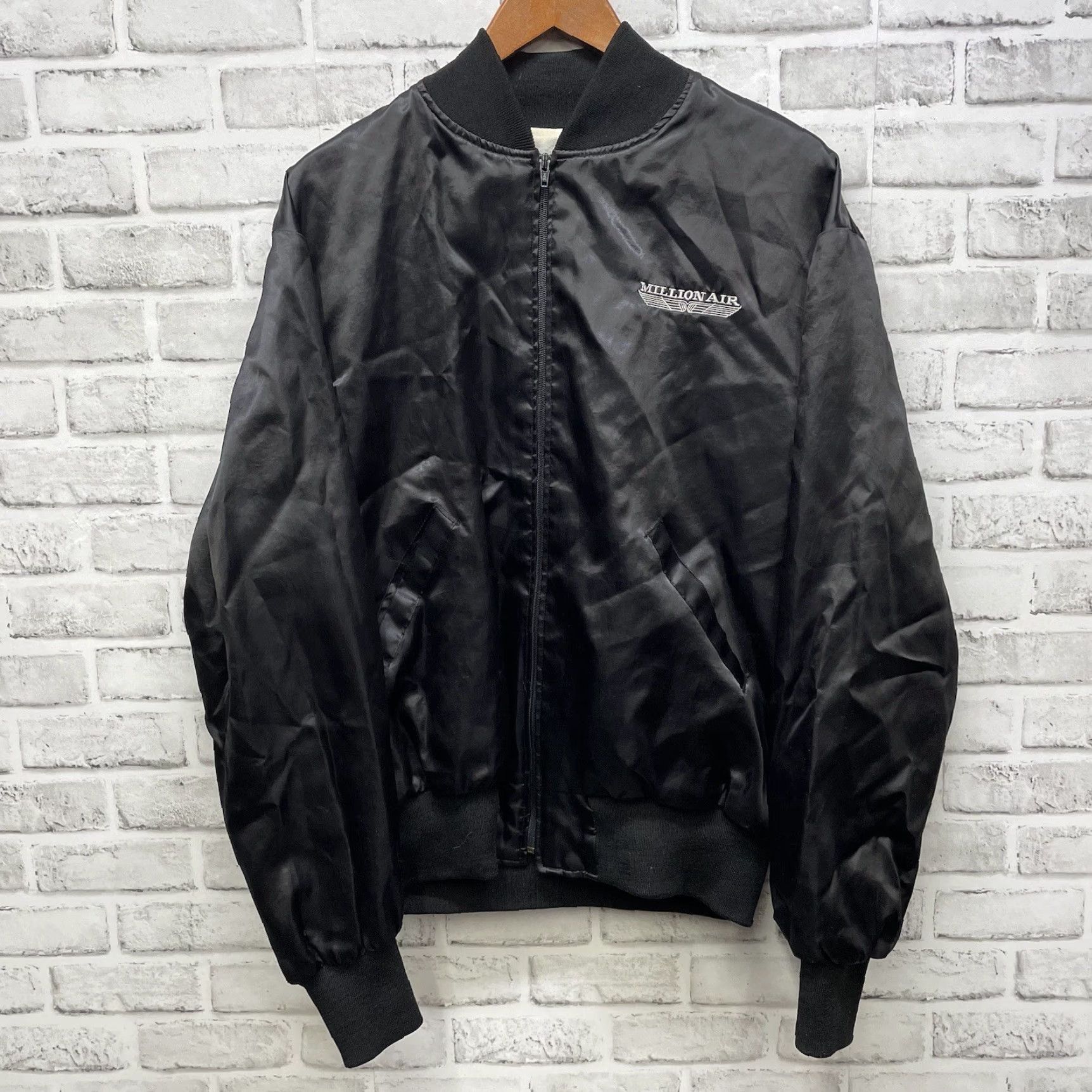 Holloway VTG Holloway Black Zip-Up MILLION AIR SATIN JACKET Mens Size L USA Size US L / EU 52-54 / 3 - 2 Thumbnail