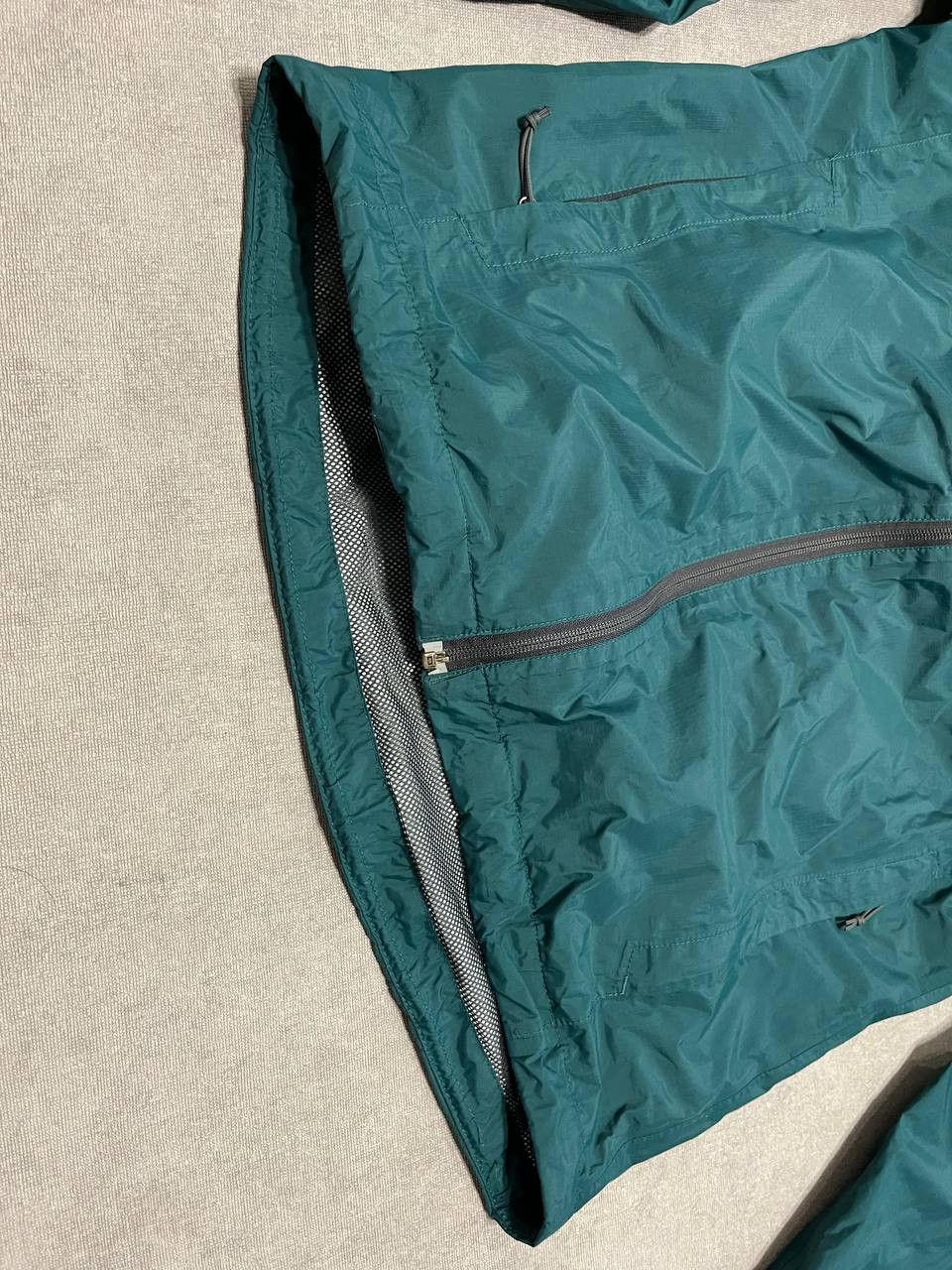 The North Face The North Face Men`s Green Dry Vent Windbreaker Jacket Sz M Size US M / EU 48-50 / 2 - 8 Thumbnail