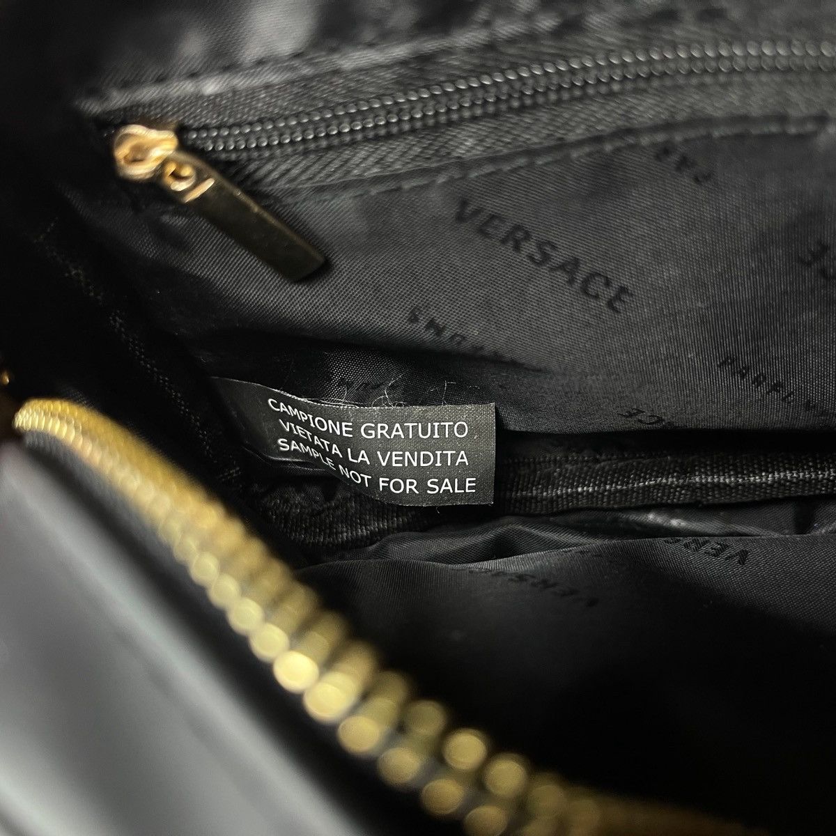 Versace Versace Parfumes Sample Crossbody Bag Size ONE SIZE - 7 Thumbnail