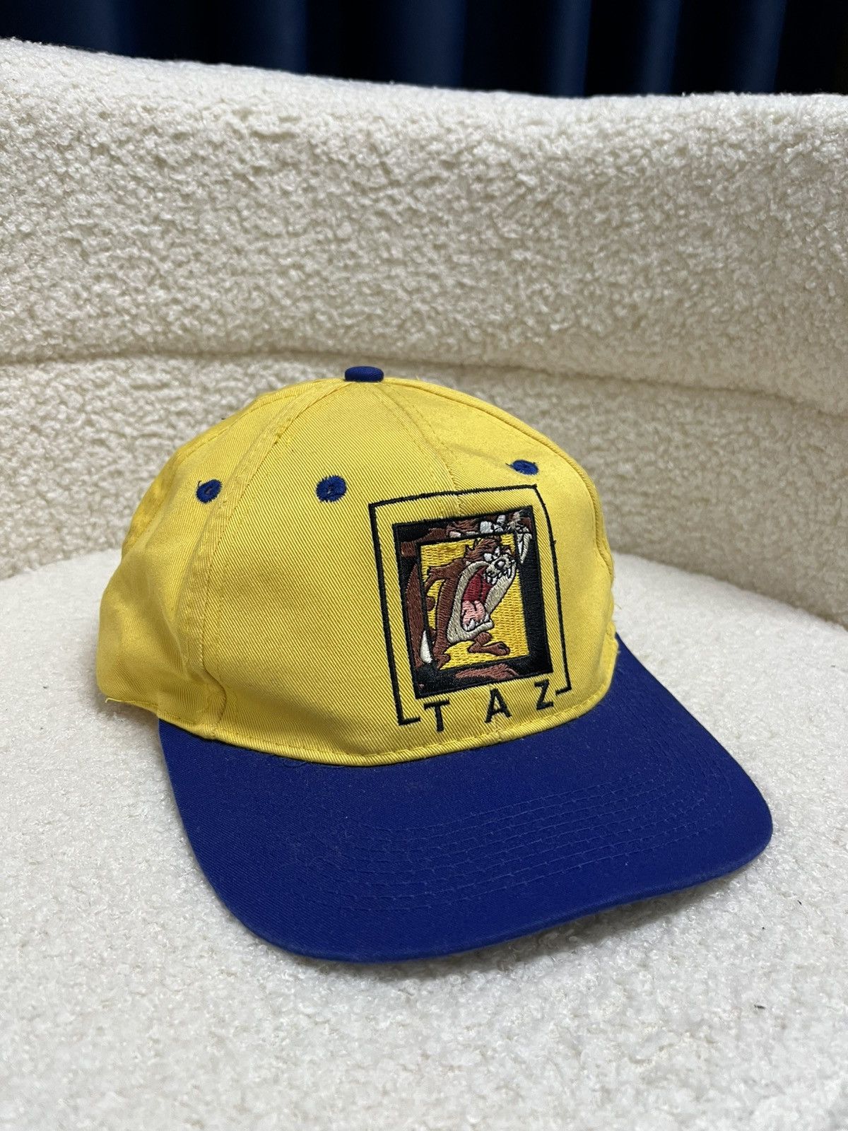 Vintage VINTAGE HATS TAZMANIA LOONEY TUNES 90s RARE 🔥 Size ONE SIZE - 2 Thumbnail