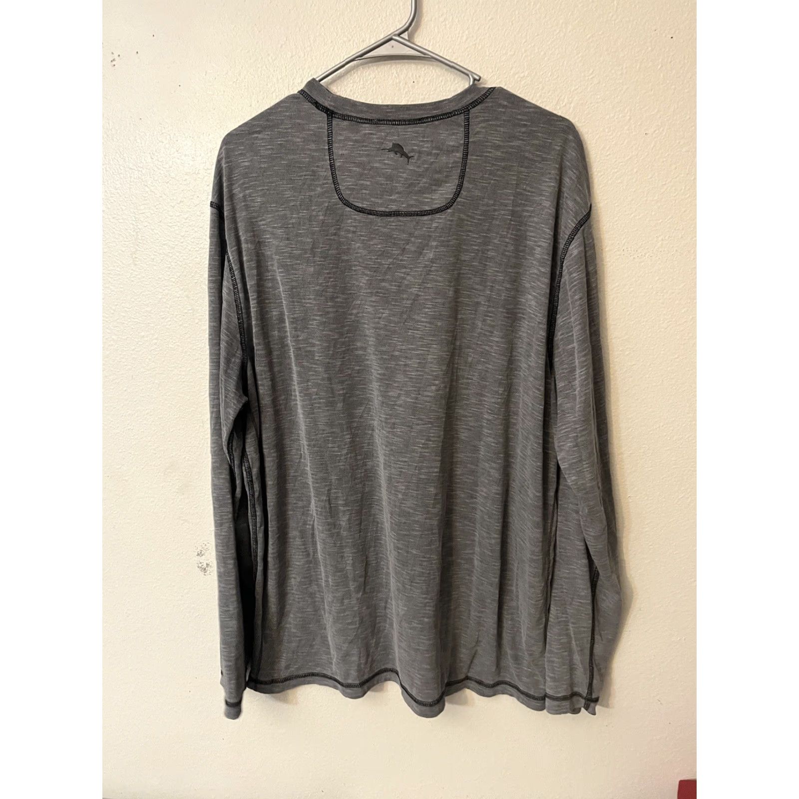 Tommy Bahama Tommy Bahama Mens XL Gray Long Sleeve Thermal Shirt Crew Neck Knit Base Layer T-Shirt Size US XL / EU 56 / 4 - 2 Thumbnail