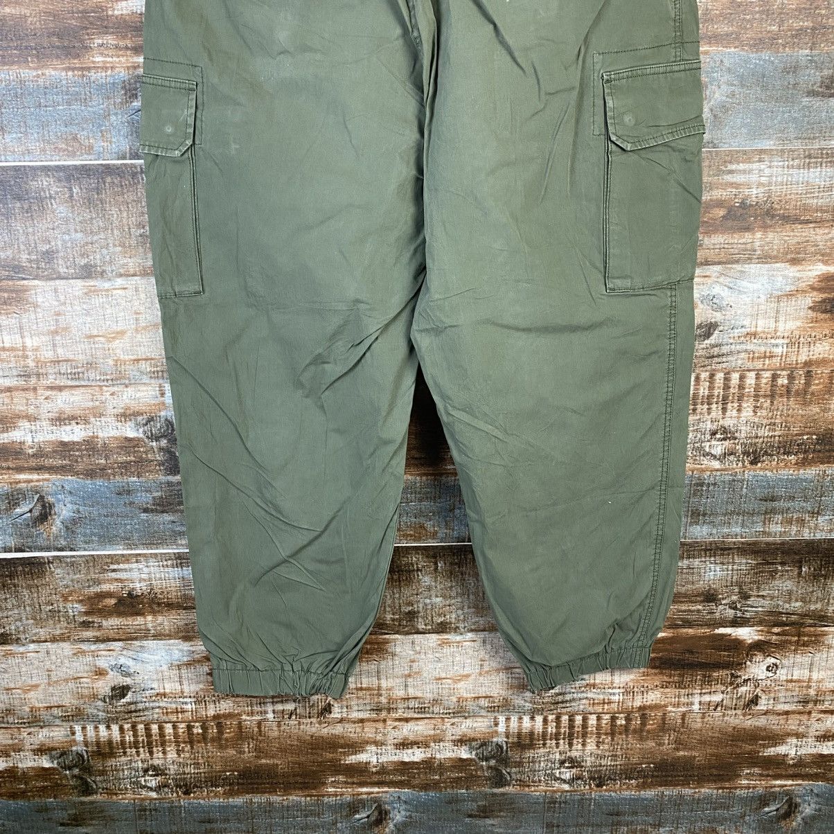 Japanese Brand DL Uniqlo Green Cargo Multipocket Joggers Pants #C892 Size US 35 - 15 Thumbnail
