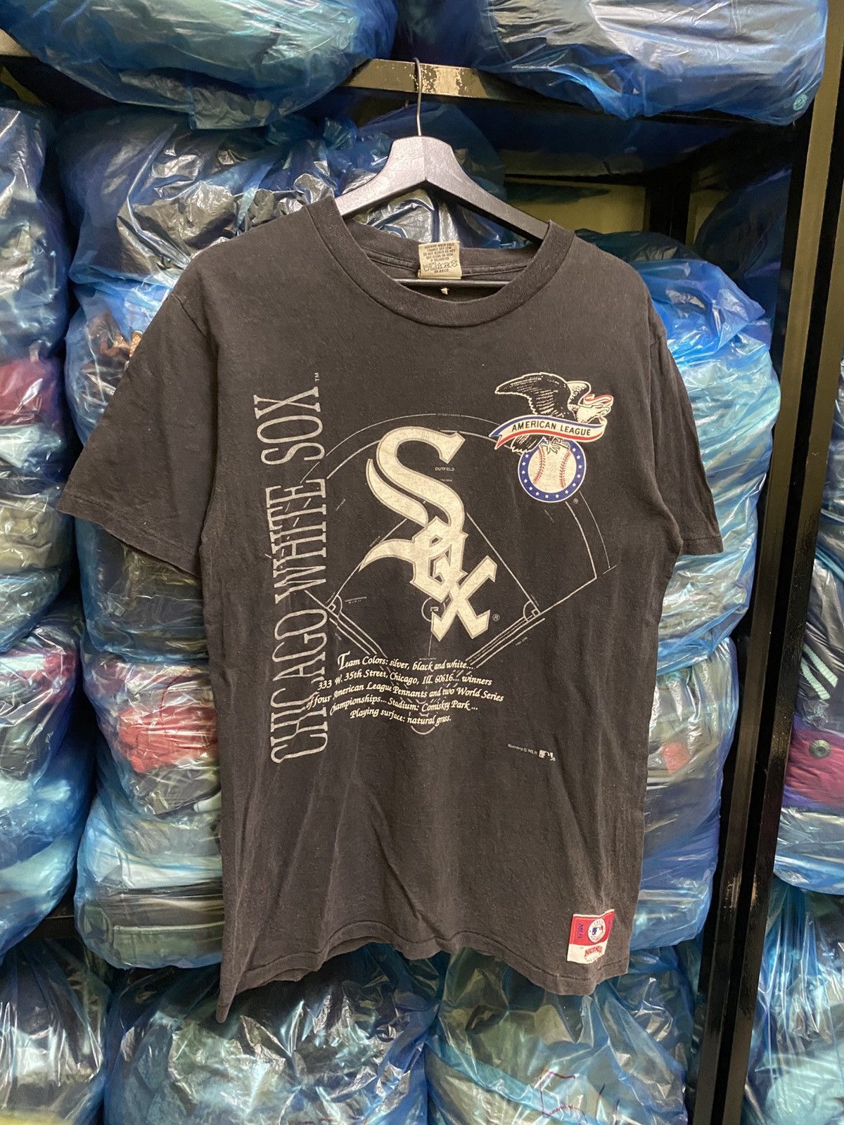 MLB Vintage 90s Nutmeg Mills Chicago White Sox T-Shirt USA Made Size US M / EU 48-50 / 2 - 4 Thumbnail