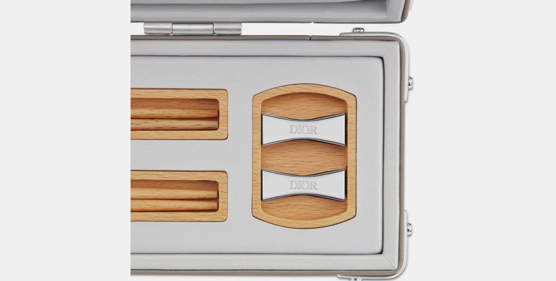 Dior o1w1db10325 2LXCA0 Size: OS / Lock Chopsticks Case in Grey Size ONE SIZE - 6 Thumbnail