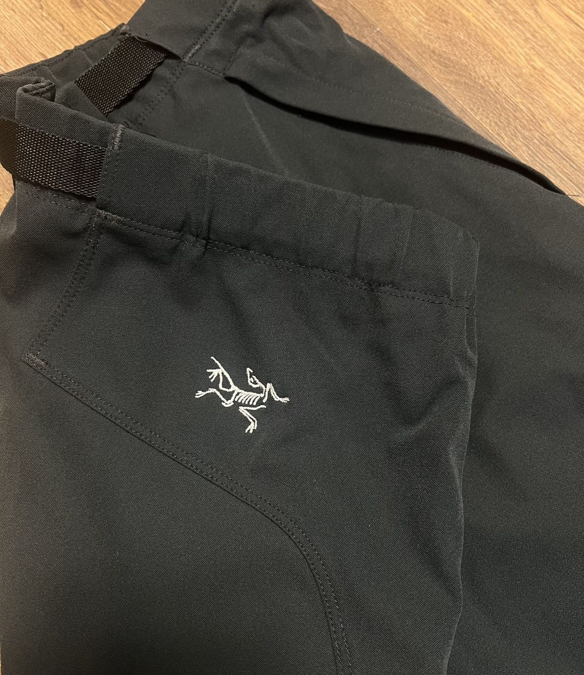 Arc'teryx Arc’teryx Nylon Pants Women's Size 28" / US 6 / IT 42 - 3 Thumbnail