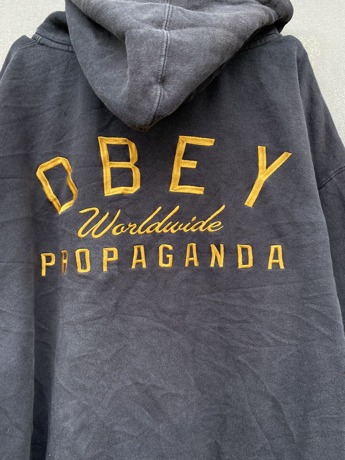 Obey Distressed Thrashed Obey Propaganda Zipper Hoodie Size US L / EU 52-54 / 3 - 3 Thumbnail