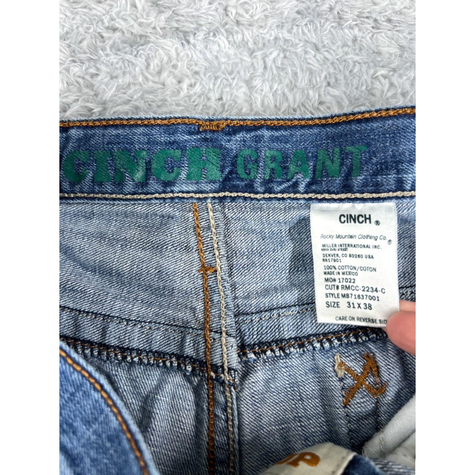 Denime Cinch Jeans Adult 31 Blue Denim Bootcut 5-Pocket Distressed 100% Cotton 31x32 Mens Regular Size US 31 - 6 Thumbnail