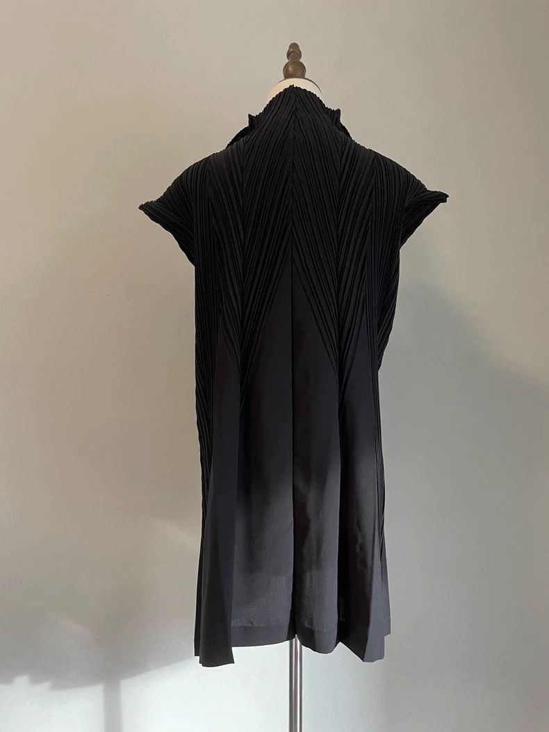 Issey Miyake Issey Miyake size:3 Black pleated cardigan Size S / US 4 / IT 40 - 6 Thumbnail
