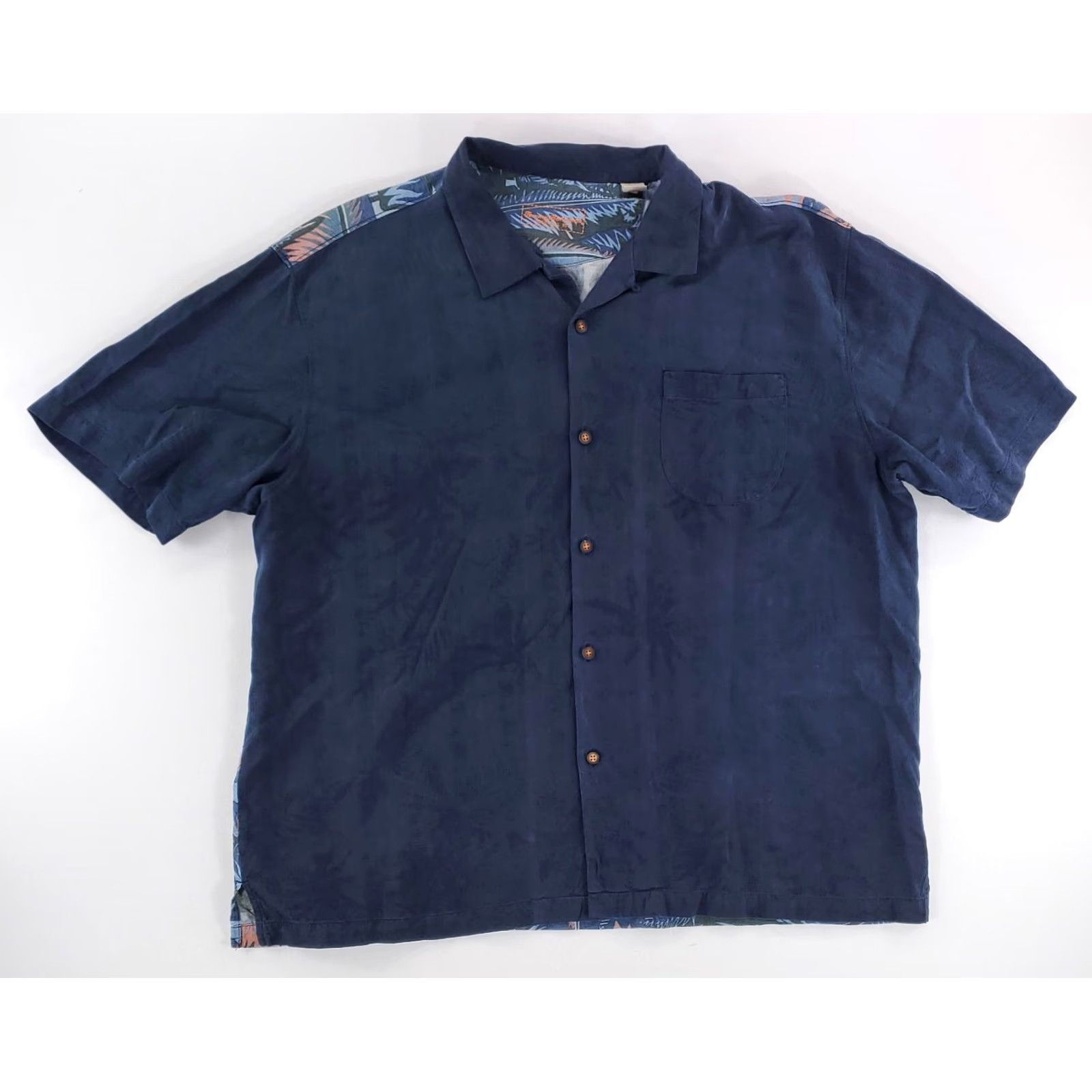 Tommy Bahama Tommy Bahama Button-Up Hawaiian Shirt Silk Rayon Beach Sunset Blue Mens XXL Short Sleeve Button-Up Shirt? Size US XXL / EU 58 / 5 - 3 Thumbnail