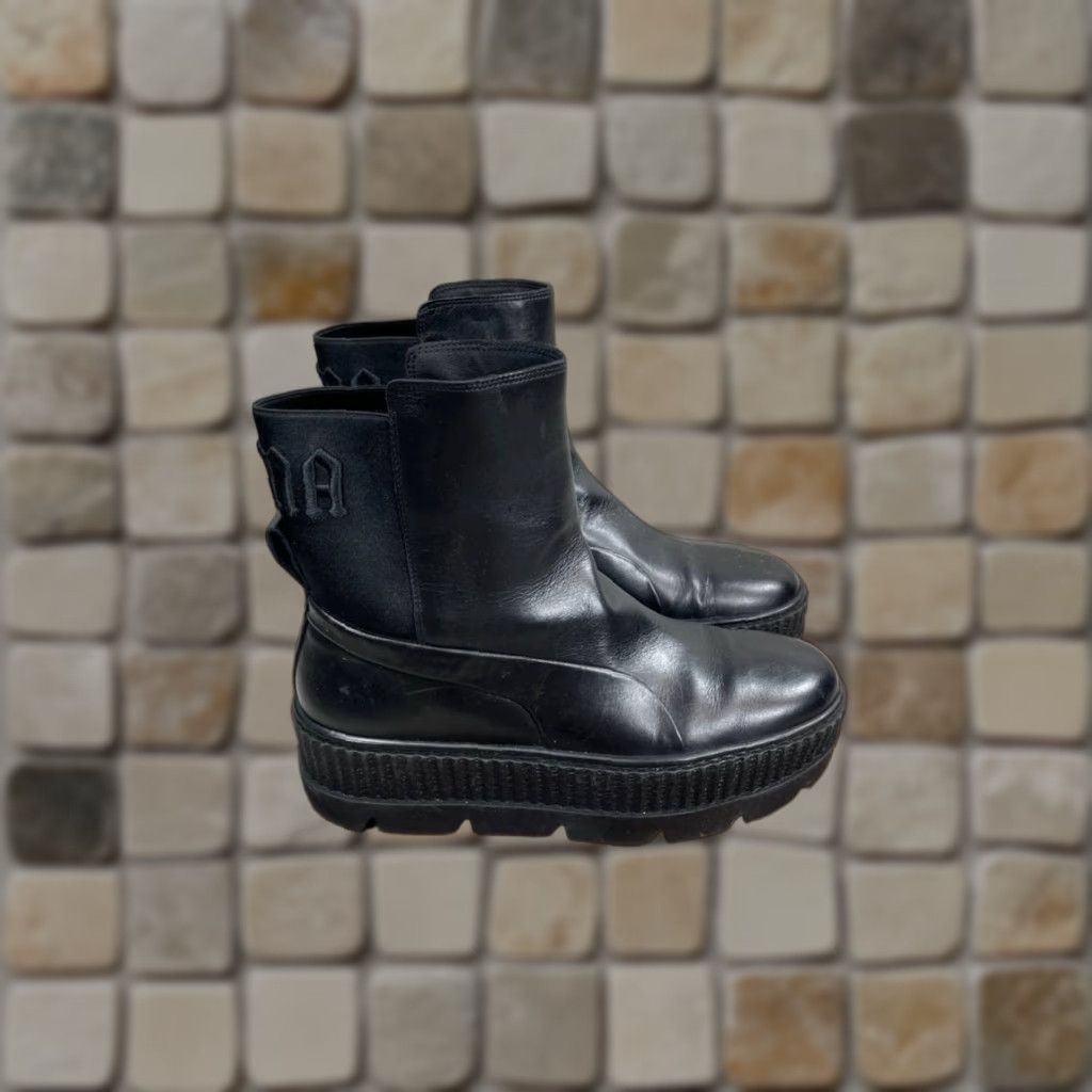 Puma Puma Boots Womens Size 9.5 Us Fenty Chelsea Sneaker Black Leather Ankle Pull On Chelsea Boots Puma x Fenty Womens 9.5 Black Leather Ankle Pull On Size US 10 / IT 40 - 1 Thumbnail