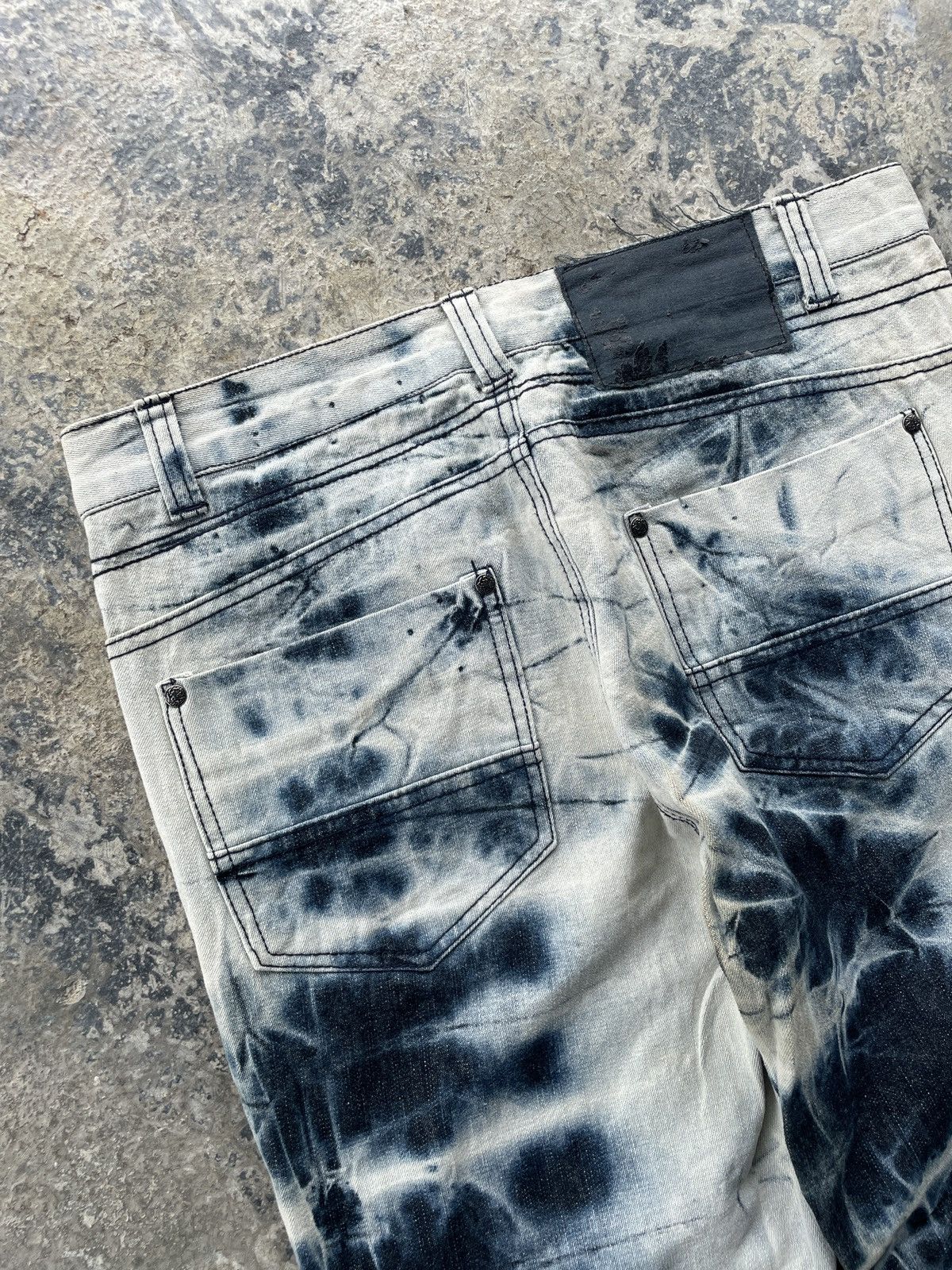 Japanese Brand 💥RARE💥2000s JAPANESE BRAND LOWBOX WHISKER BLEACH WASH JEANS Size US 32 / EU 48 - 6 Thumbnail